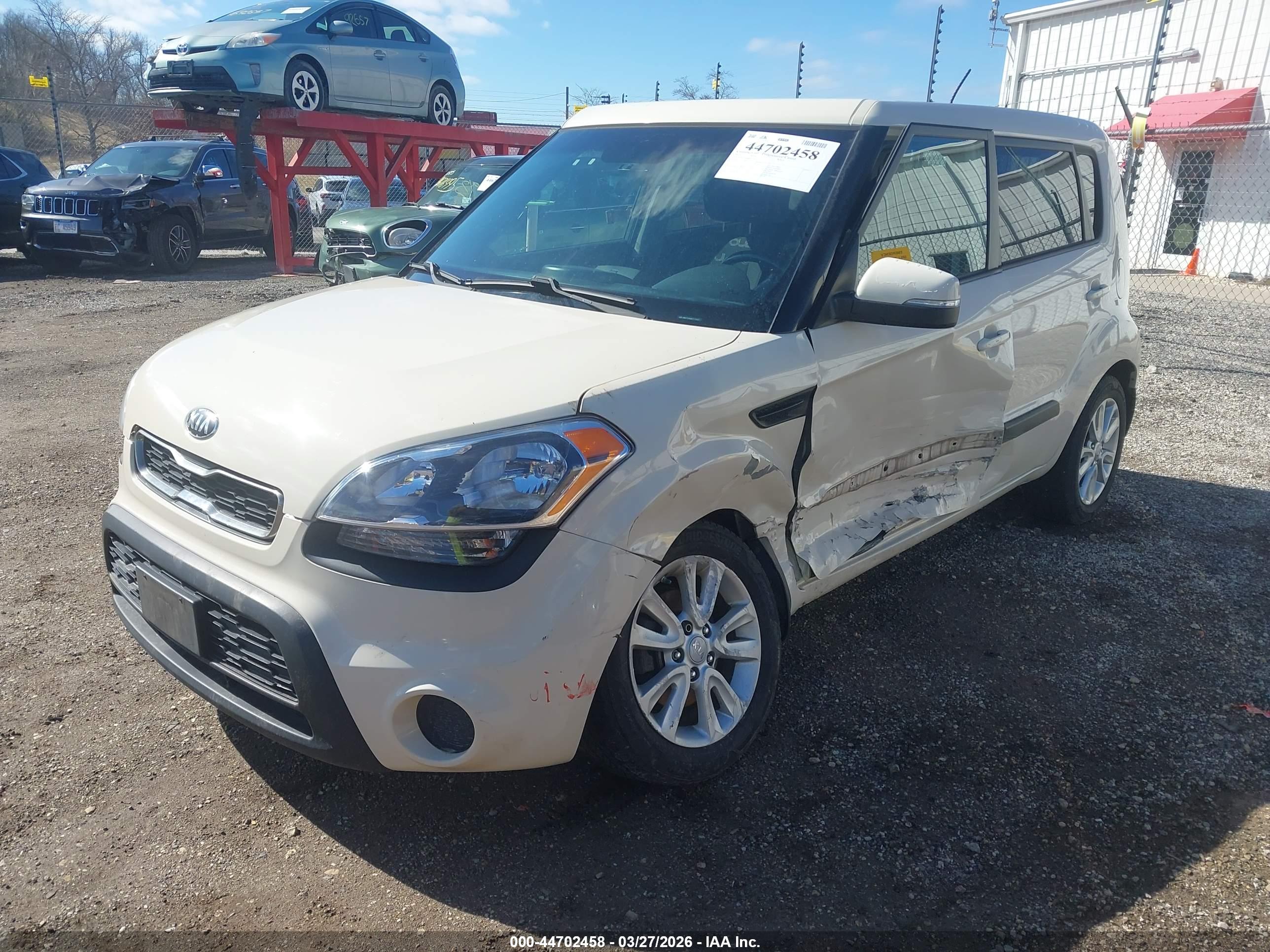 KIA SOUL image 2