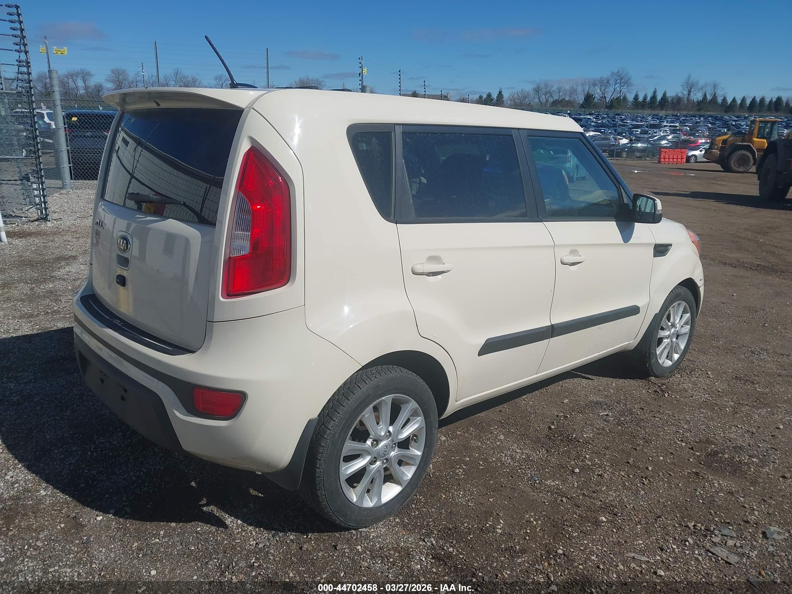 KIA SOUL image 4