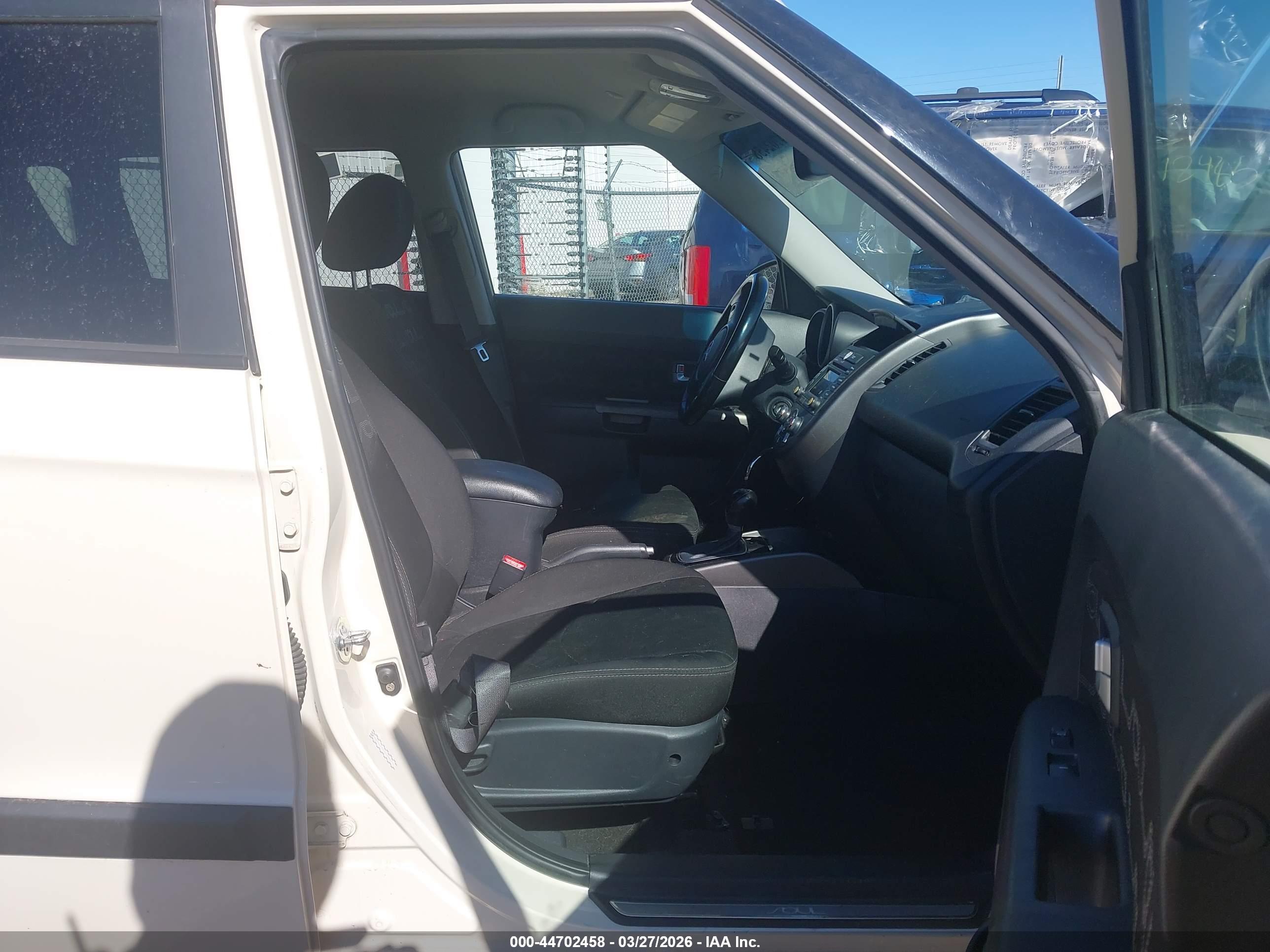 KIA SOUL image 5