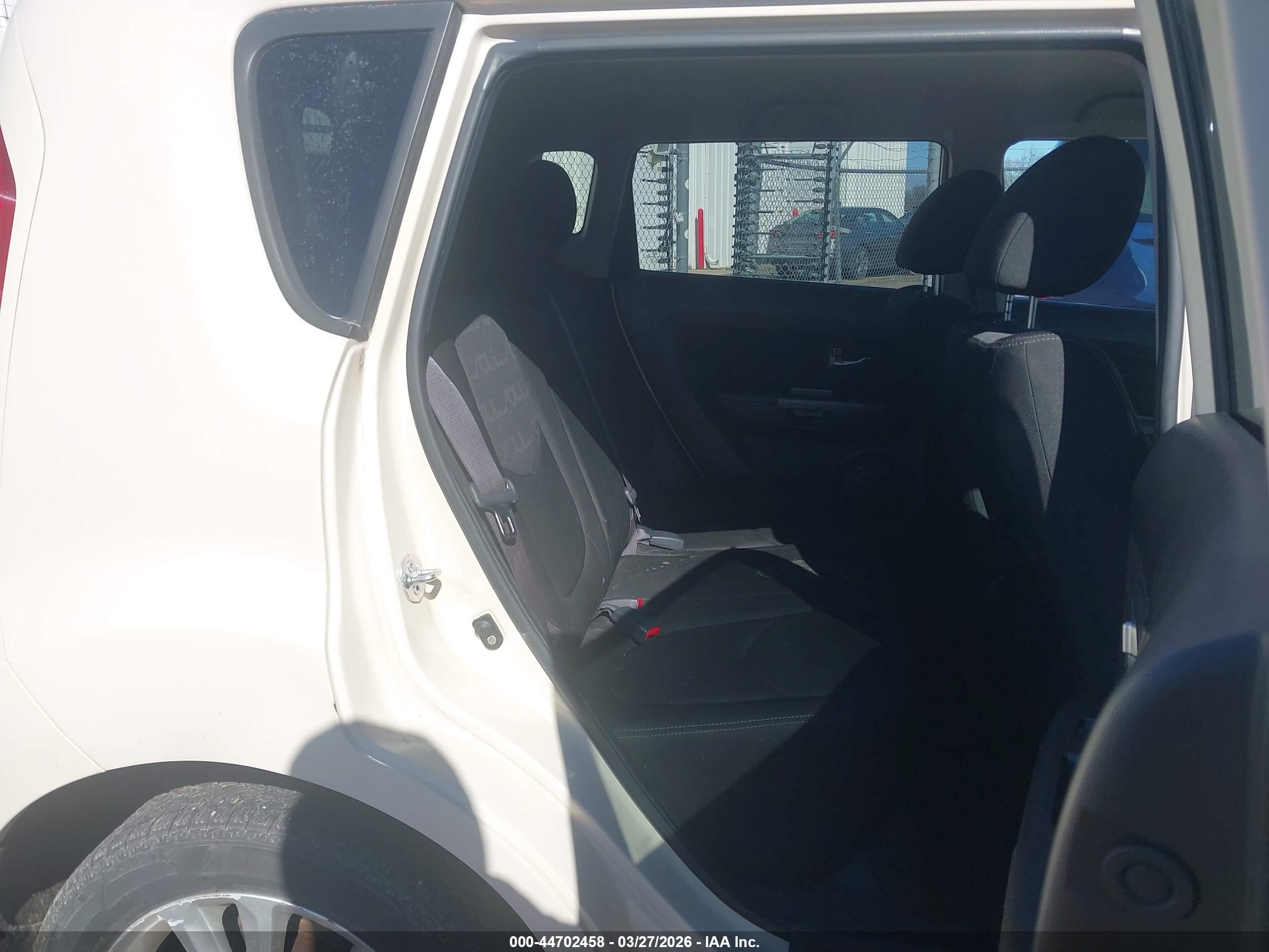 KIA SOUL image 8
