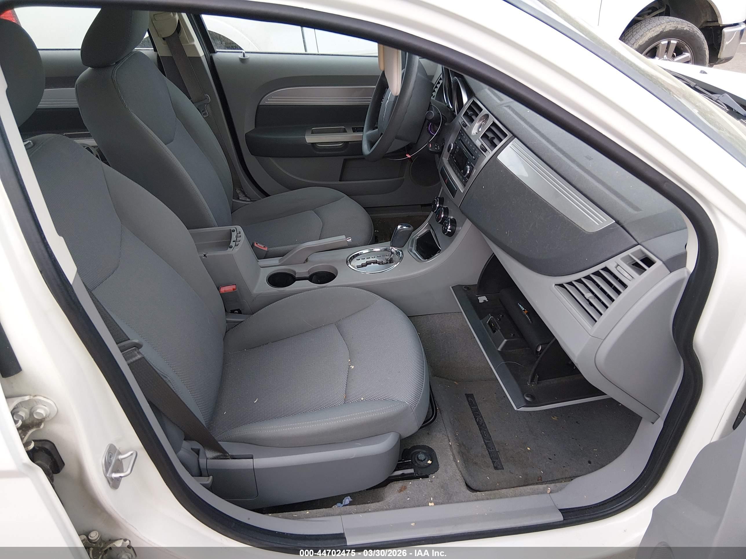 CHRYSLER SEBRING image 5