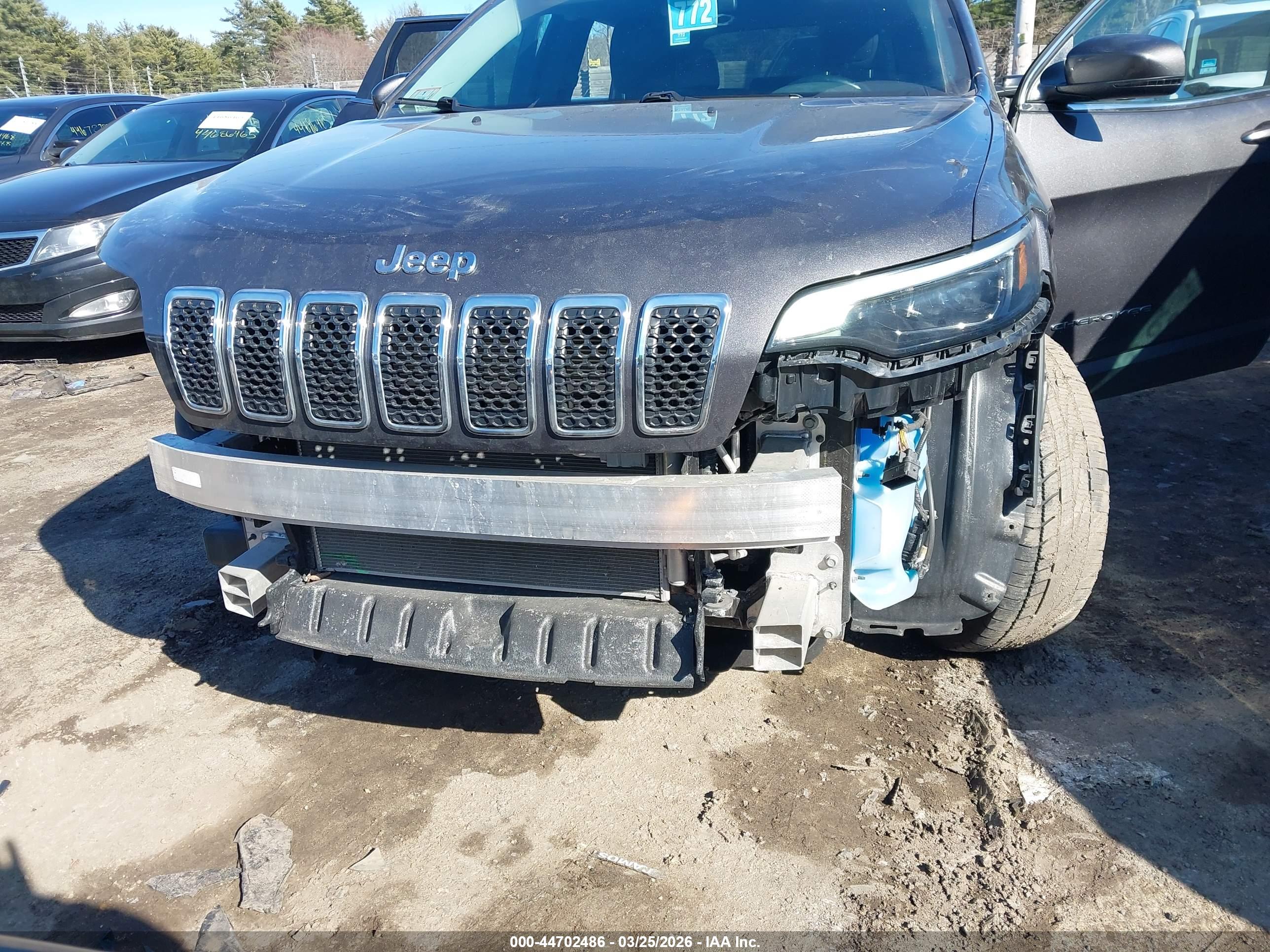 JEEP CHEROKEE image 6