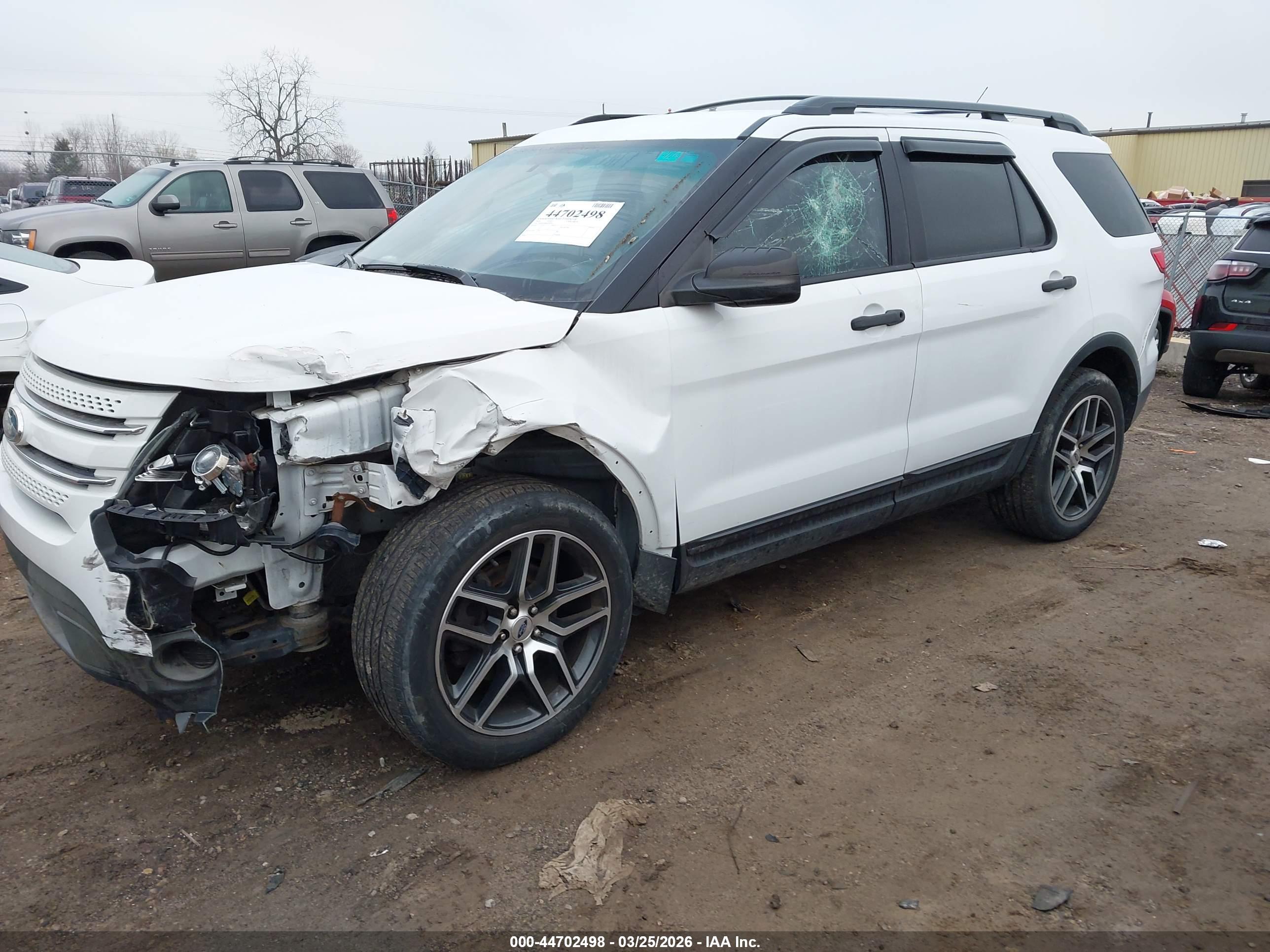 FORD EXPLORER image 2