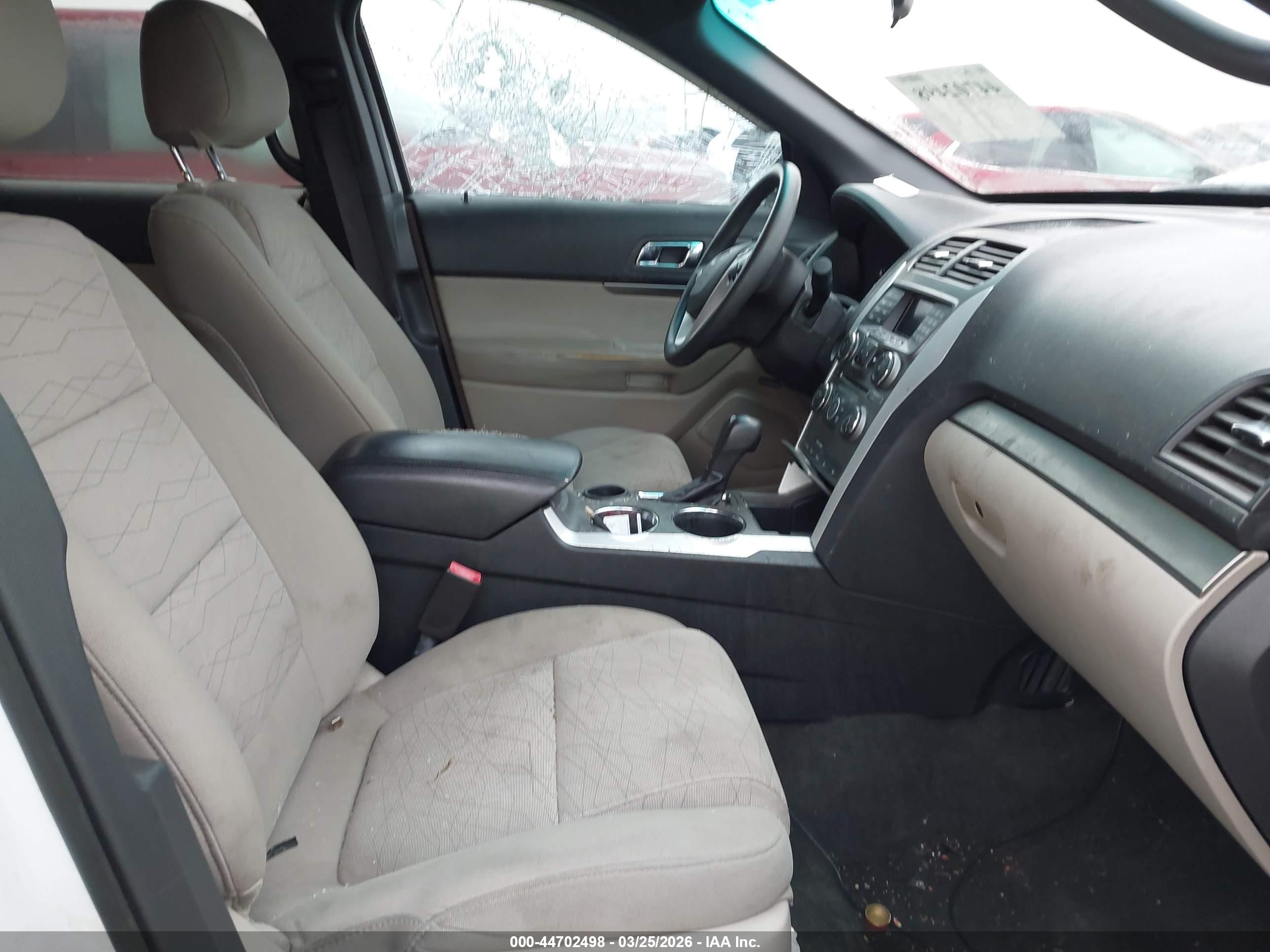 FORD EXPLORER image 5