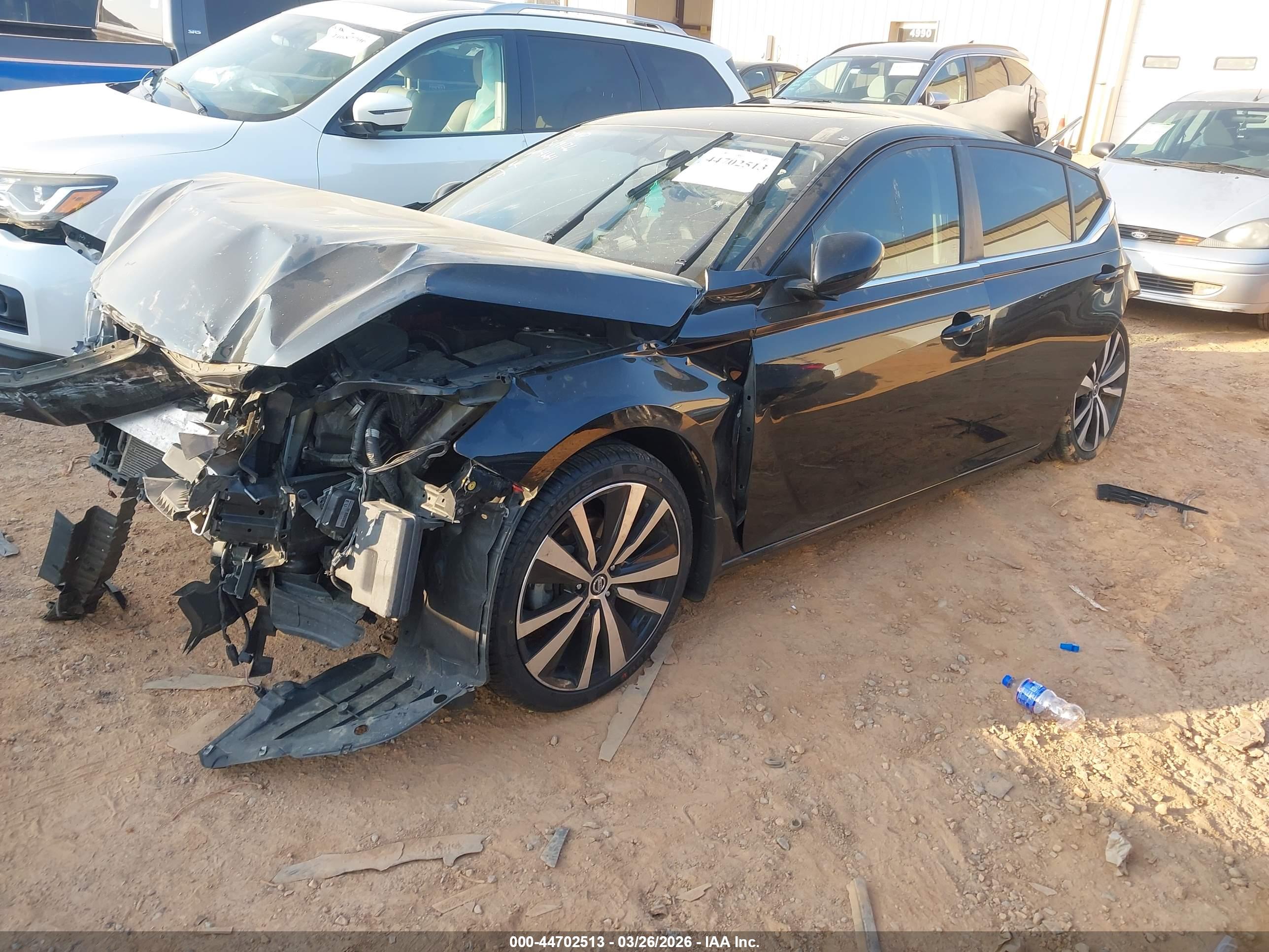 NISSAN ALTIMA image 2