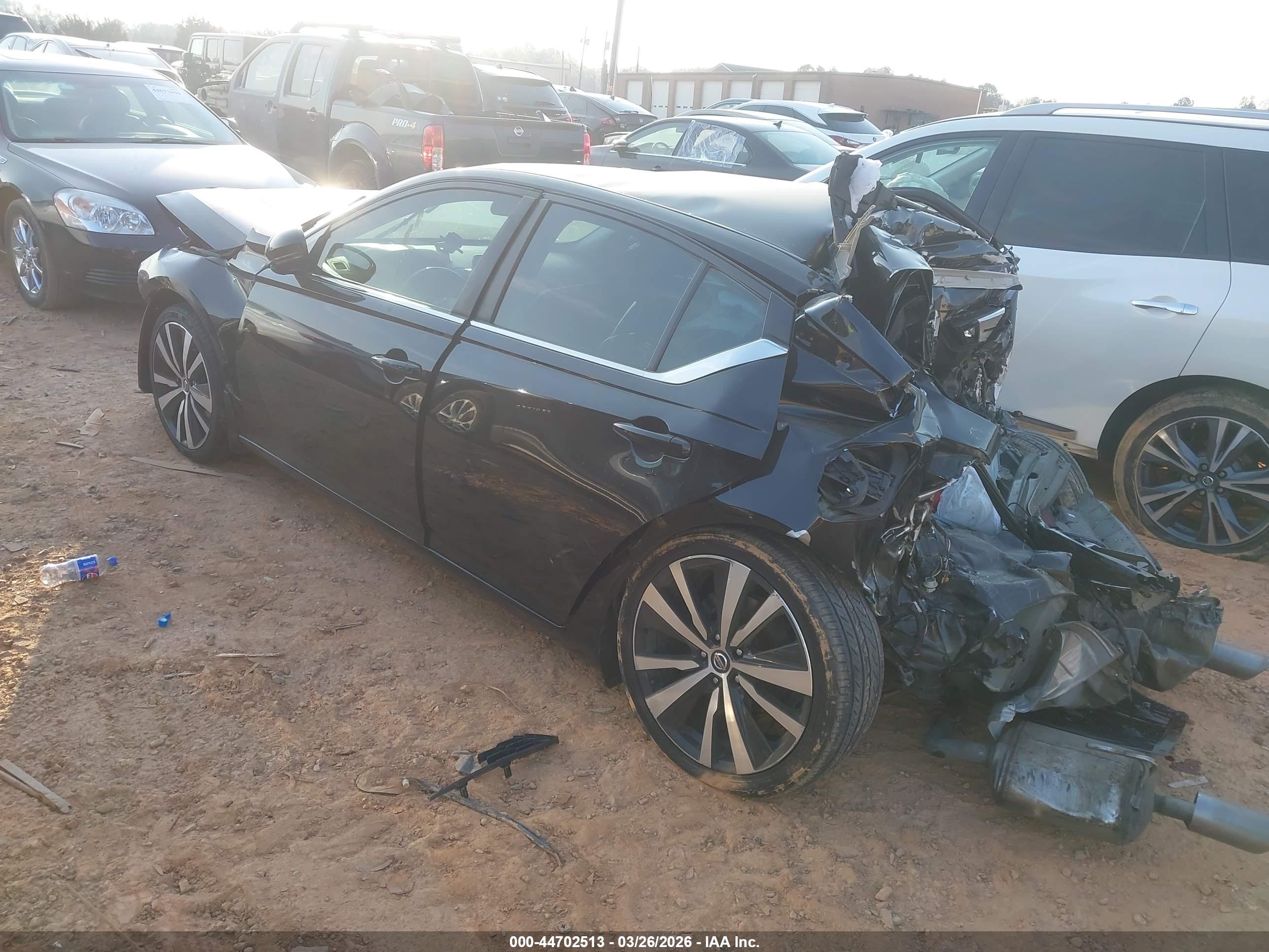 NISSAN ALTIMA image 3