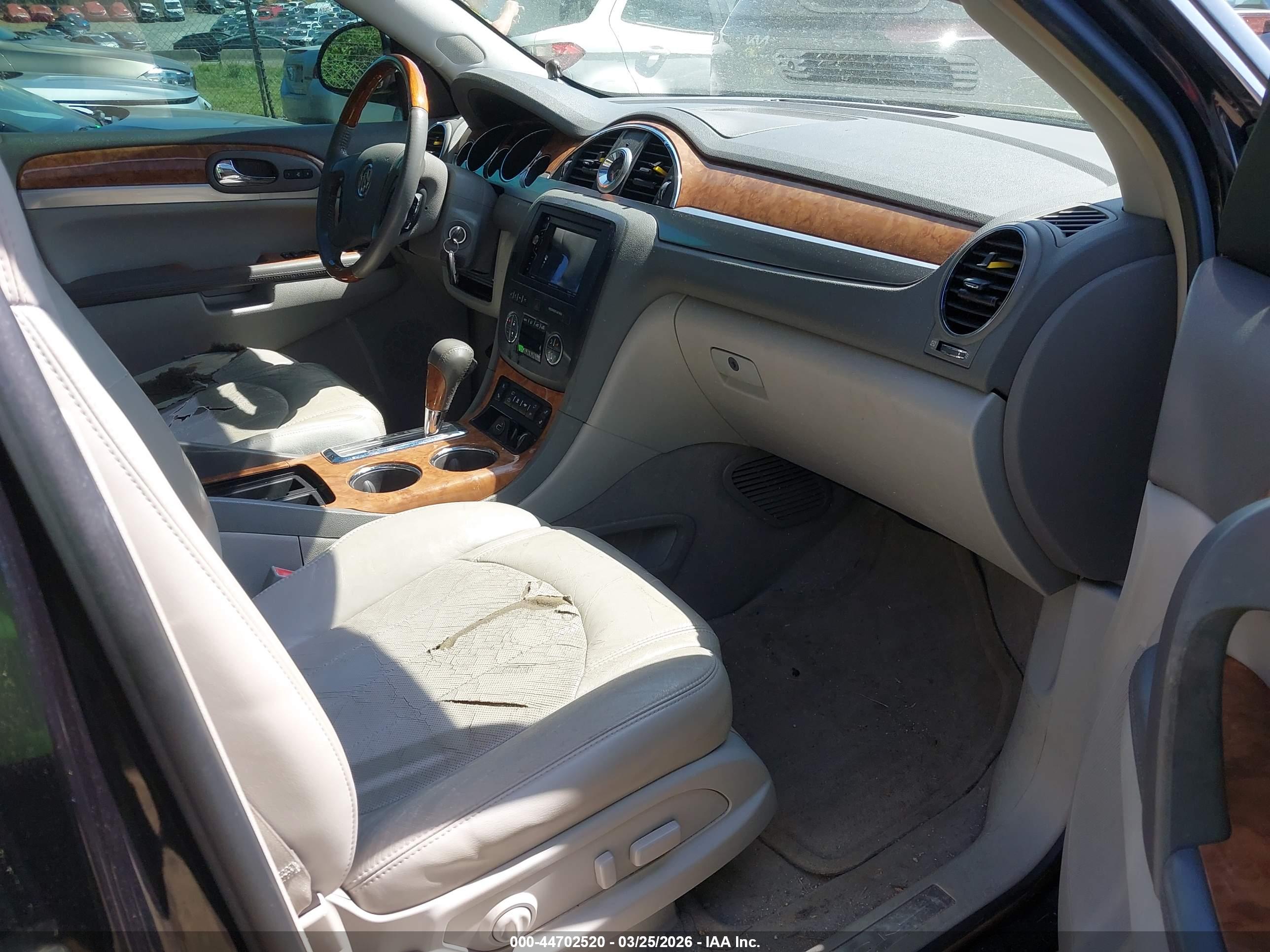 BUICK ENCLAVE image 5