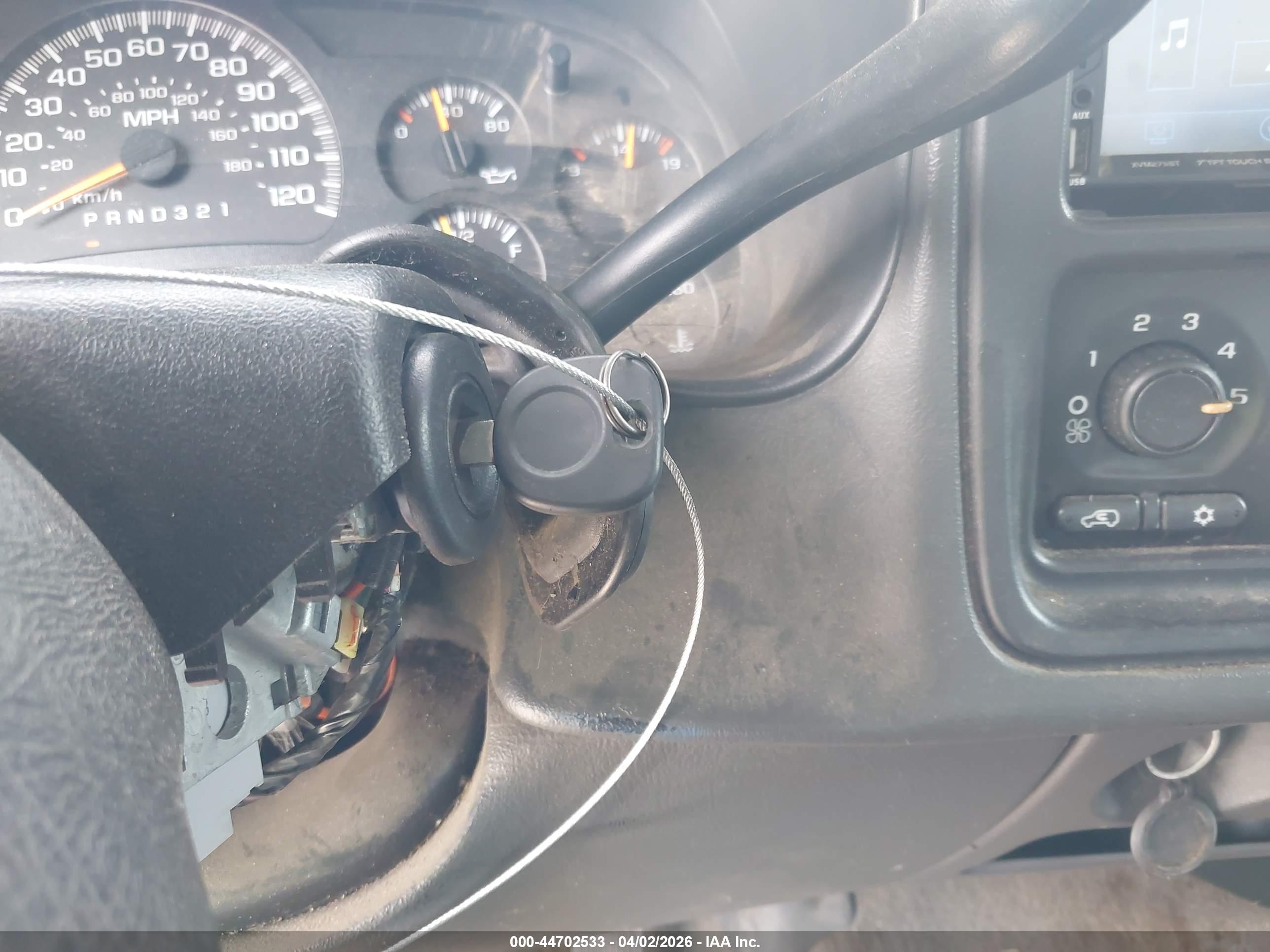GMC SIERRA image 11