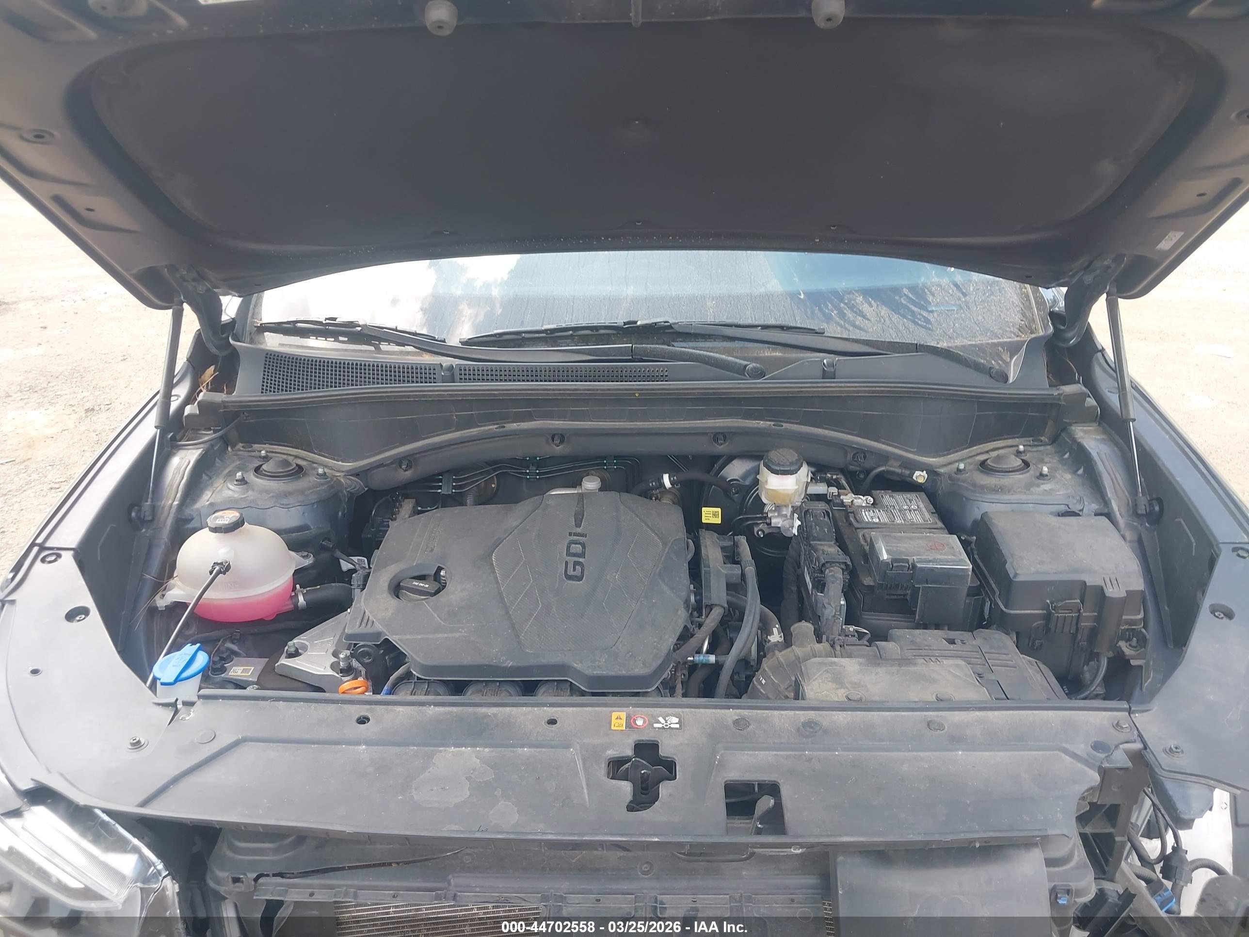 HYUNDAI SANTA image 10