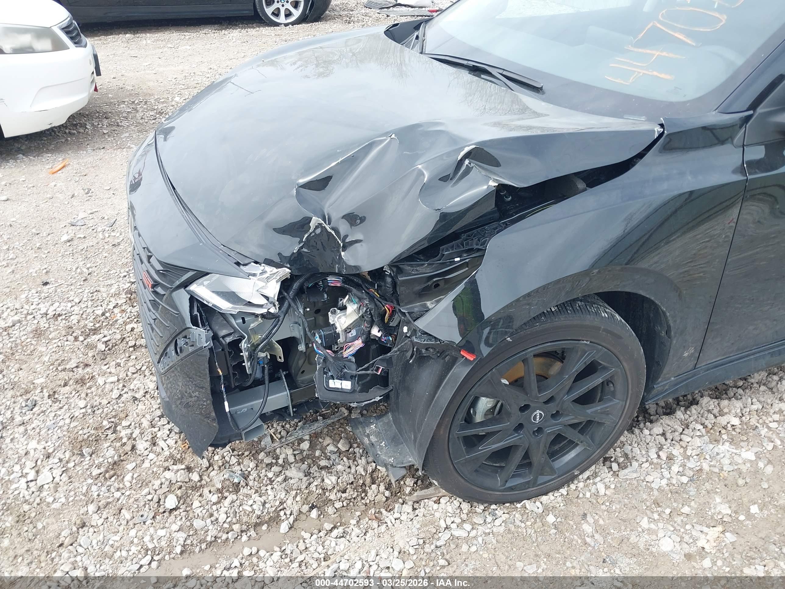 NISSAN SENTRA image 6