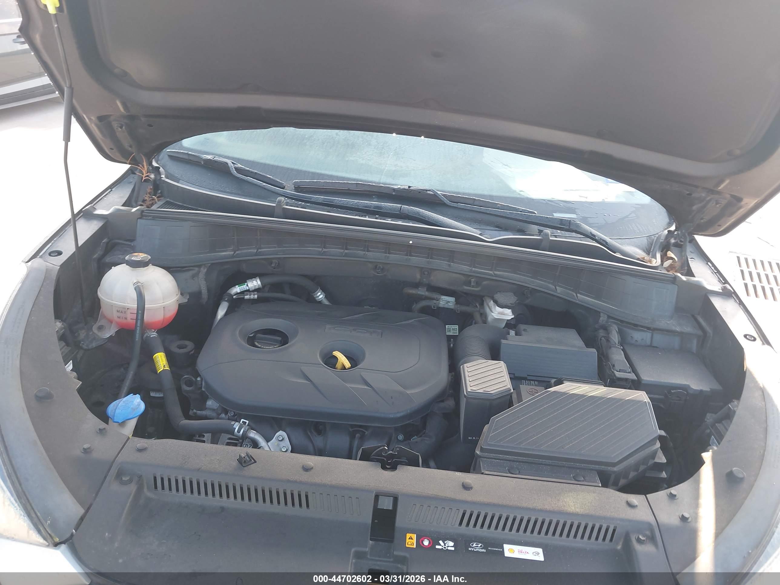 HYUNDAI TUCSON image 10