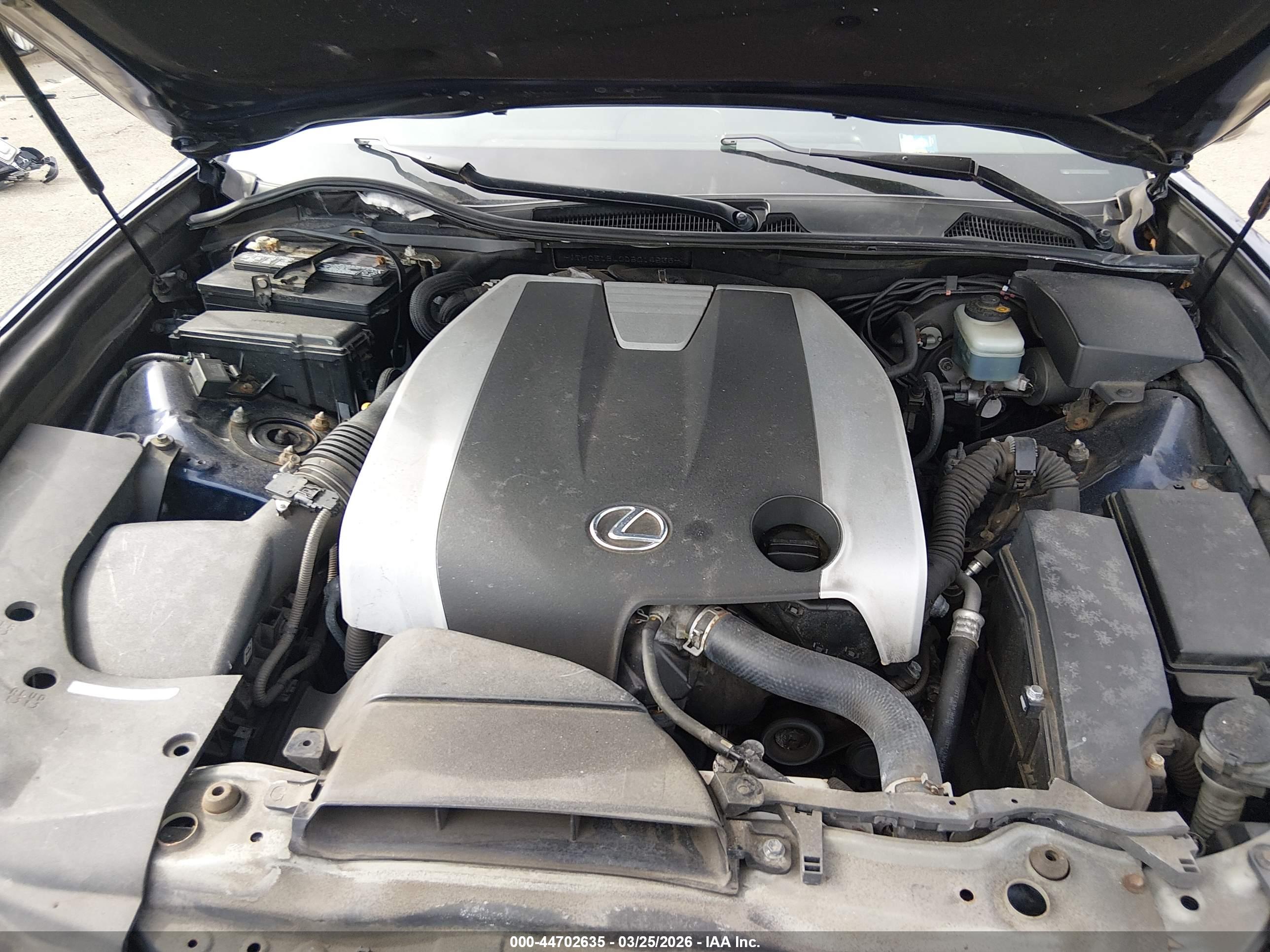 LEXUS GS image 10