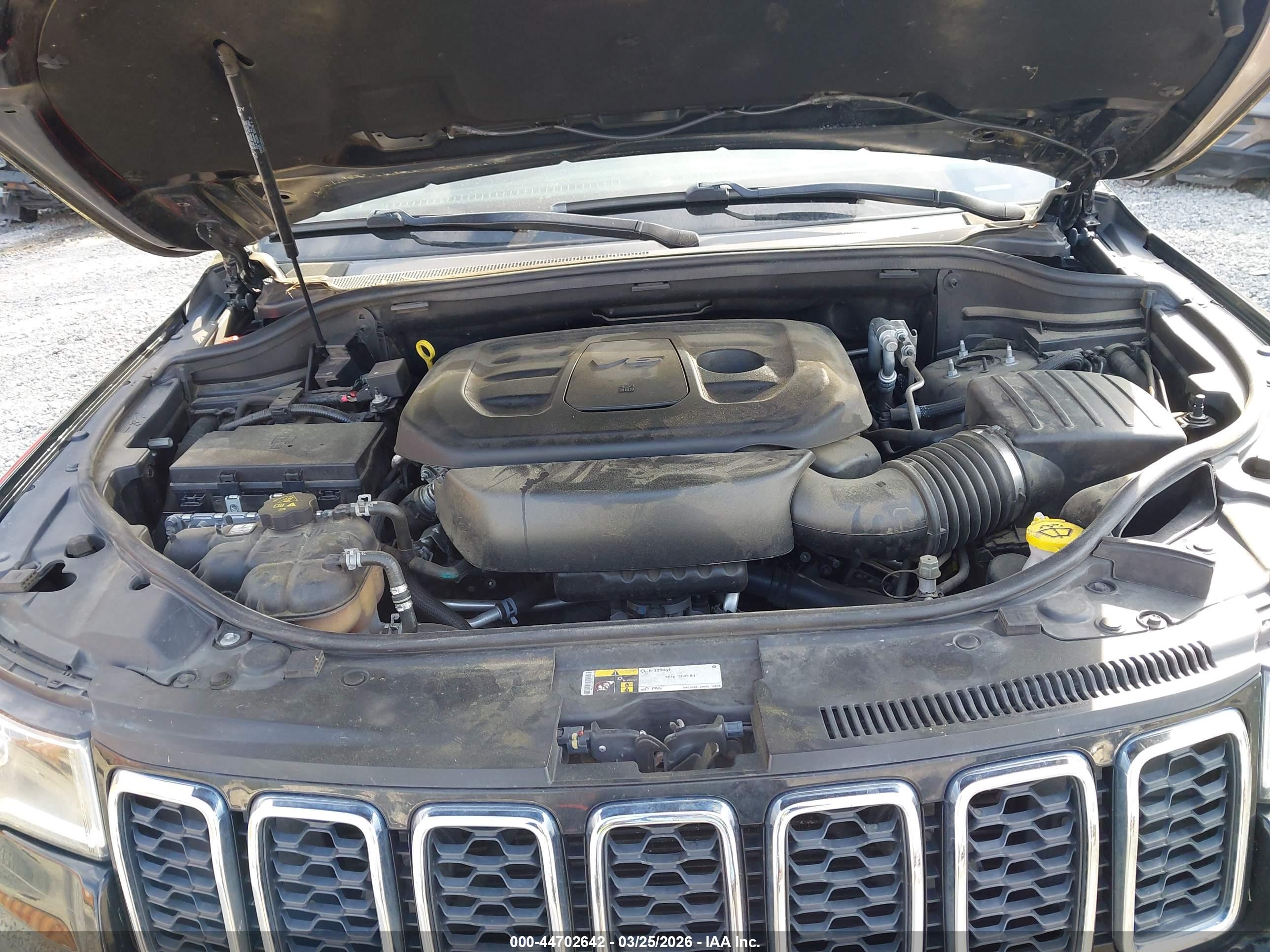 JEEP GRAND image 10