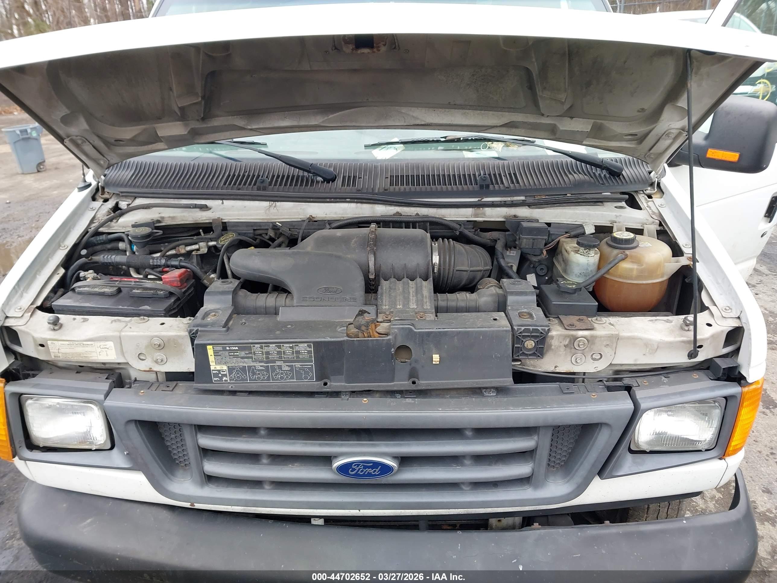 FORD E-250 image 10
