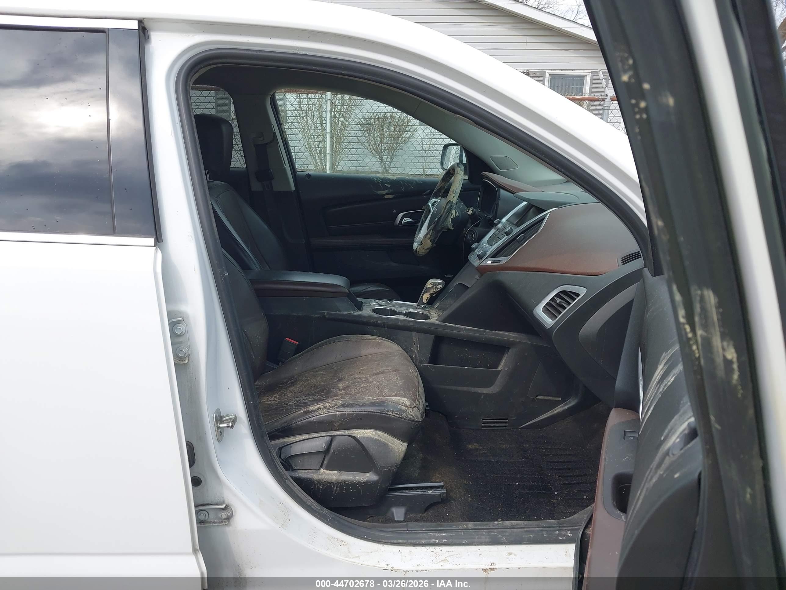 GMC TERRAIN image 5