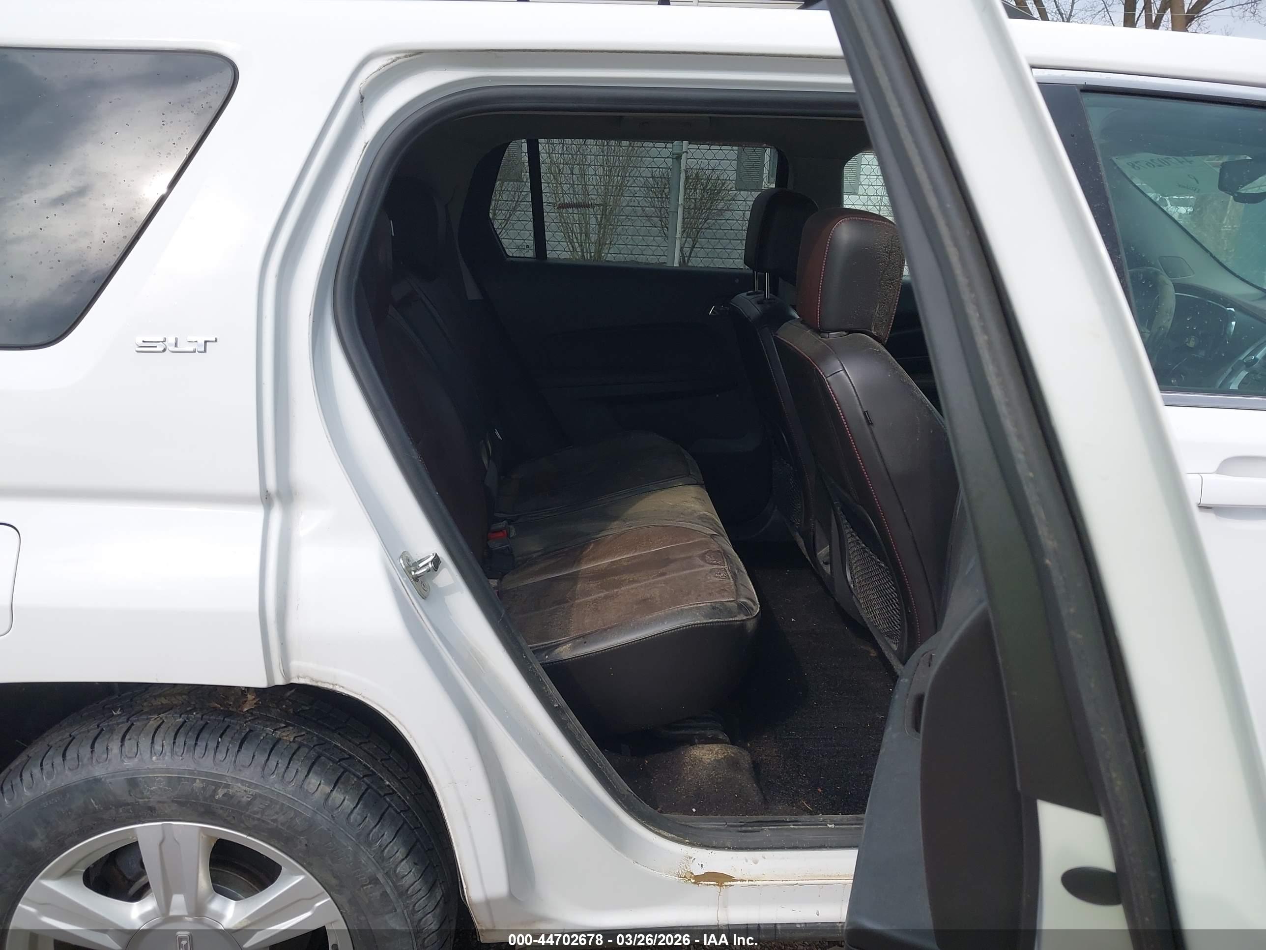 GMC TERRAIN image 8