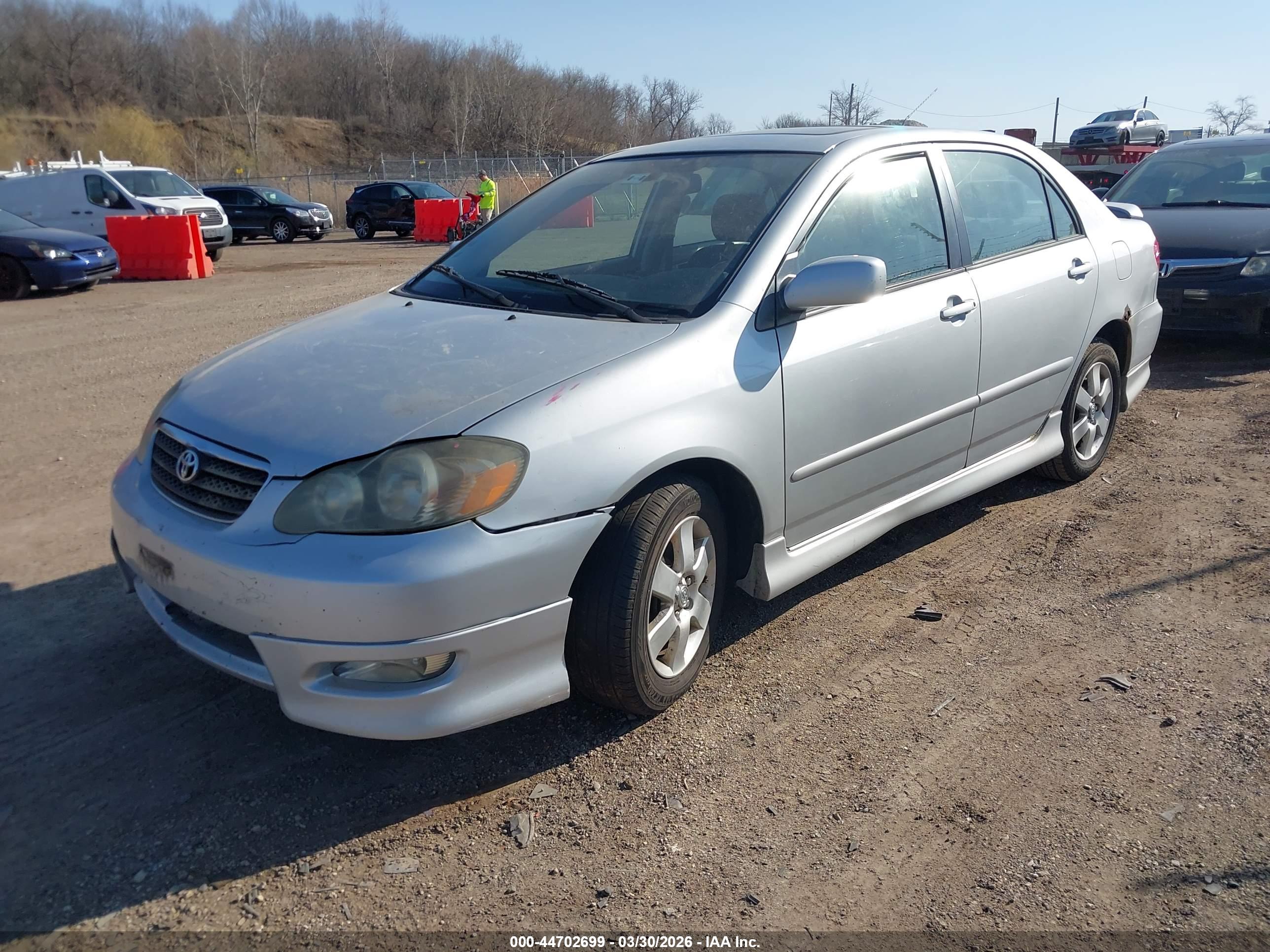 TOYOTA COROLLA image 2