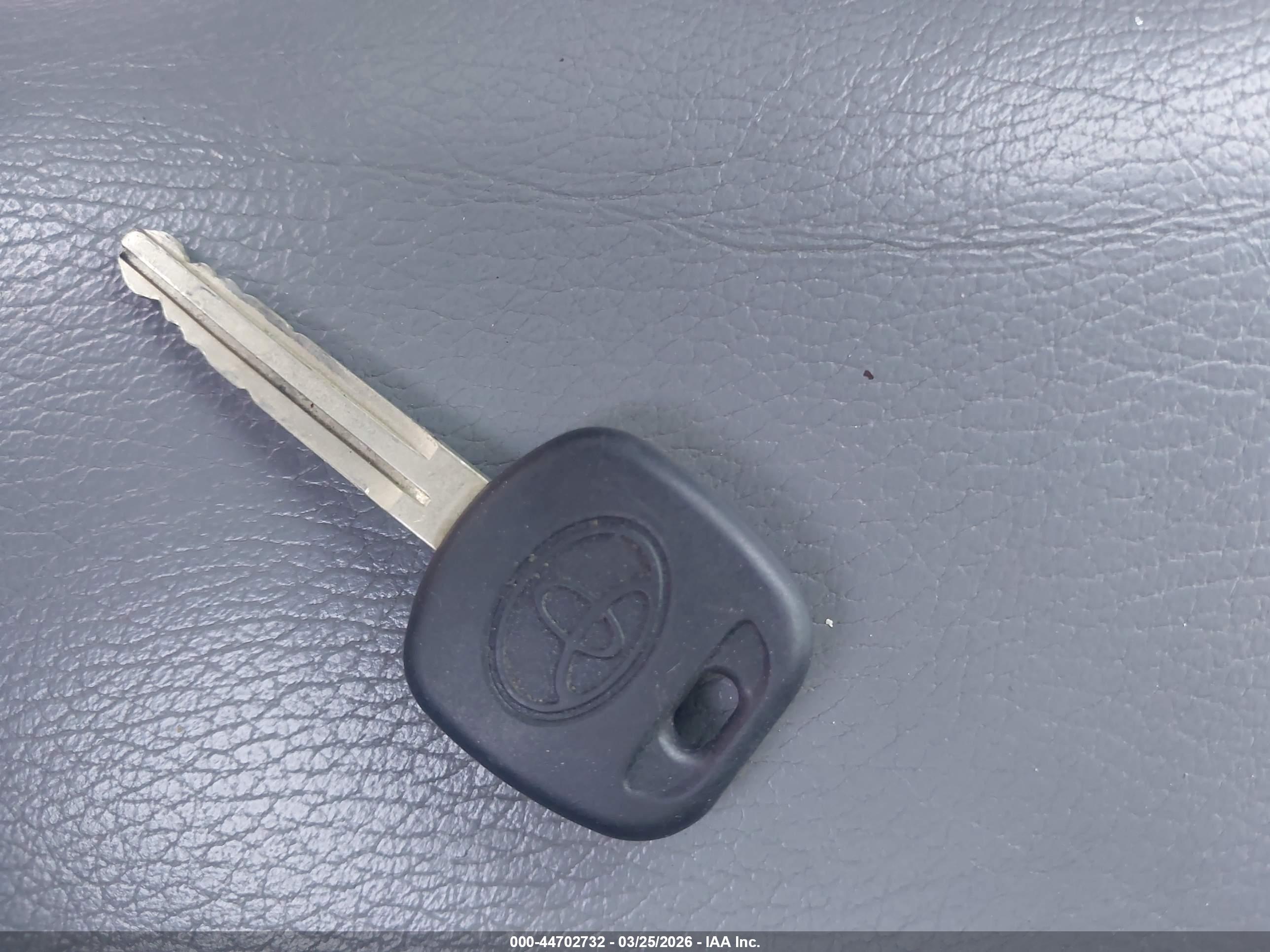 TOYOTA SEQUOIA image 11