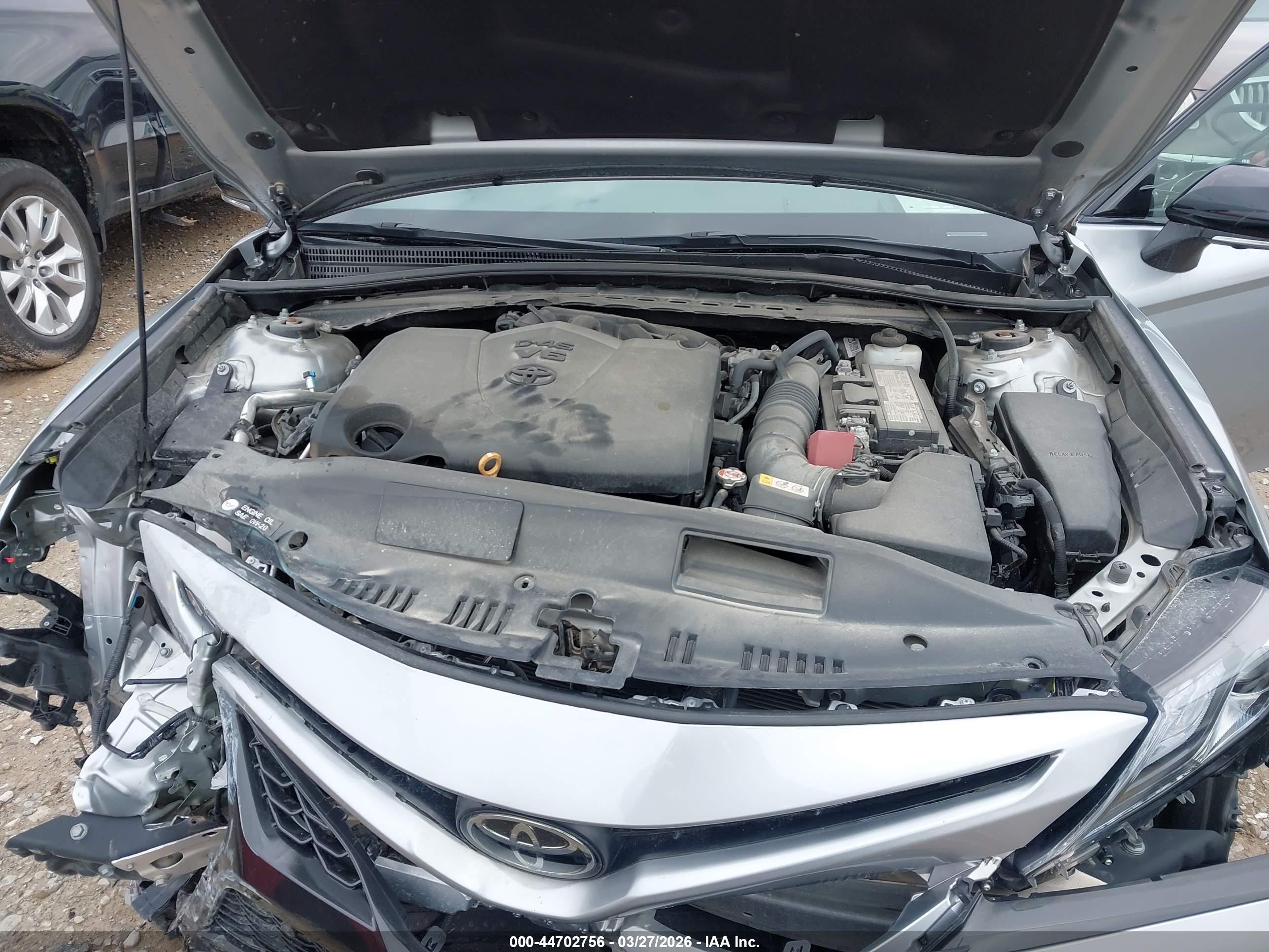 TOYOTA CAMRY image 10