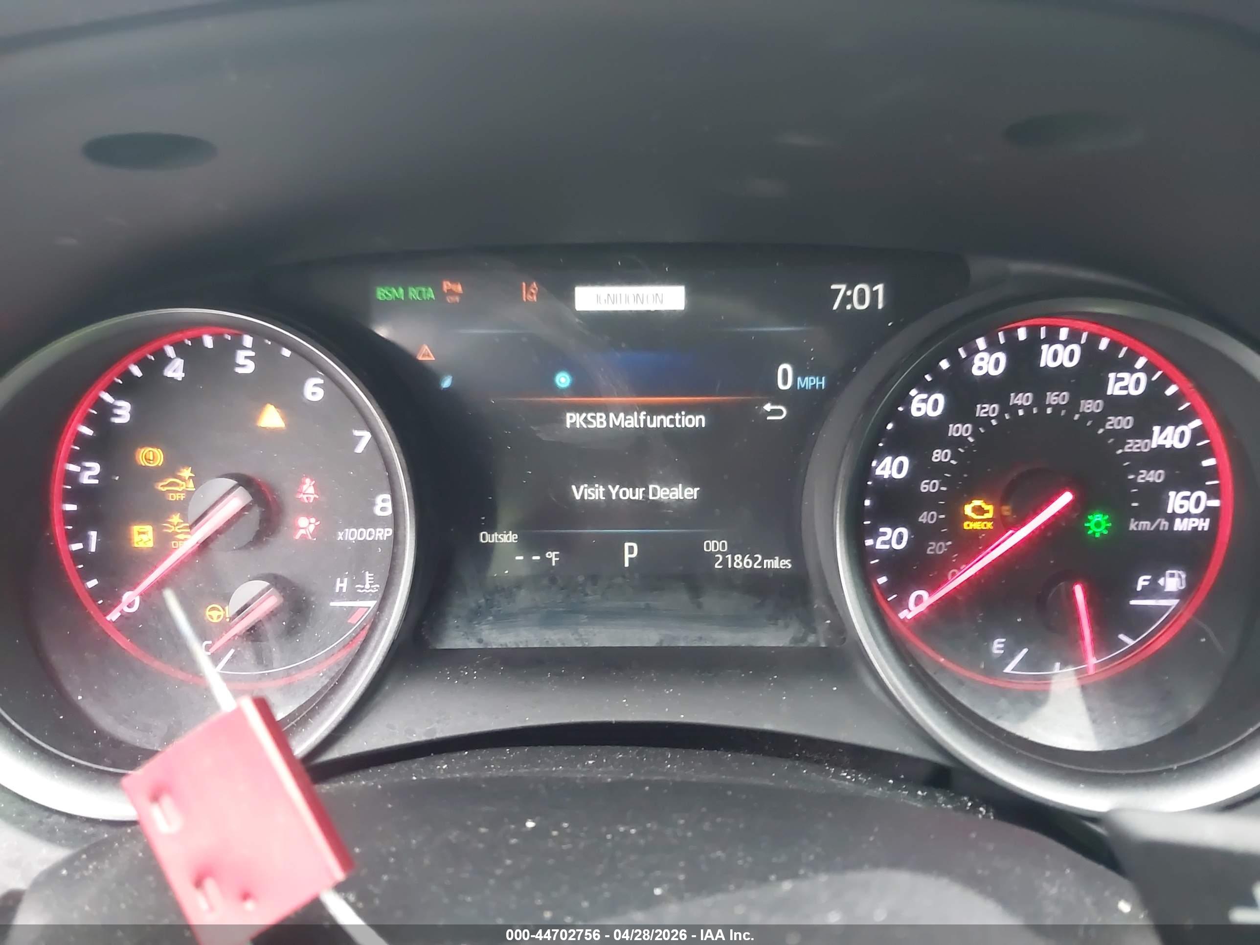 TOYOTA CAMRY image 7