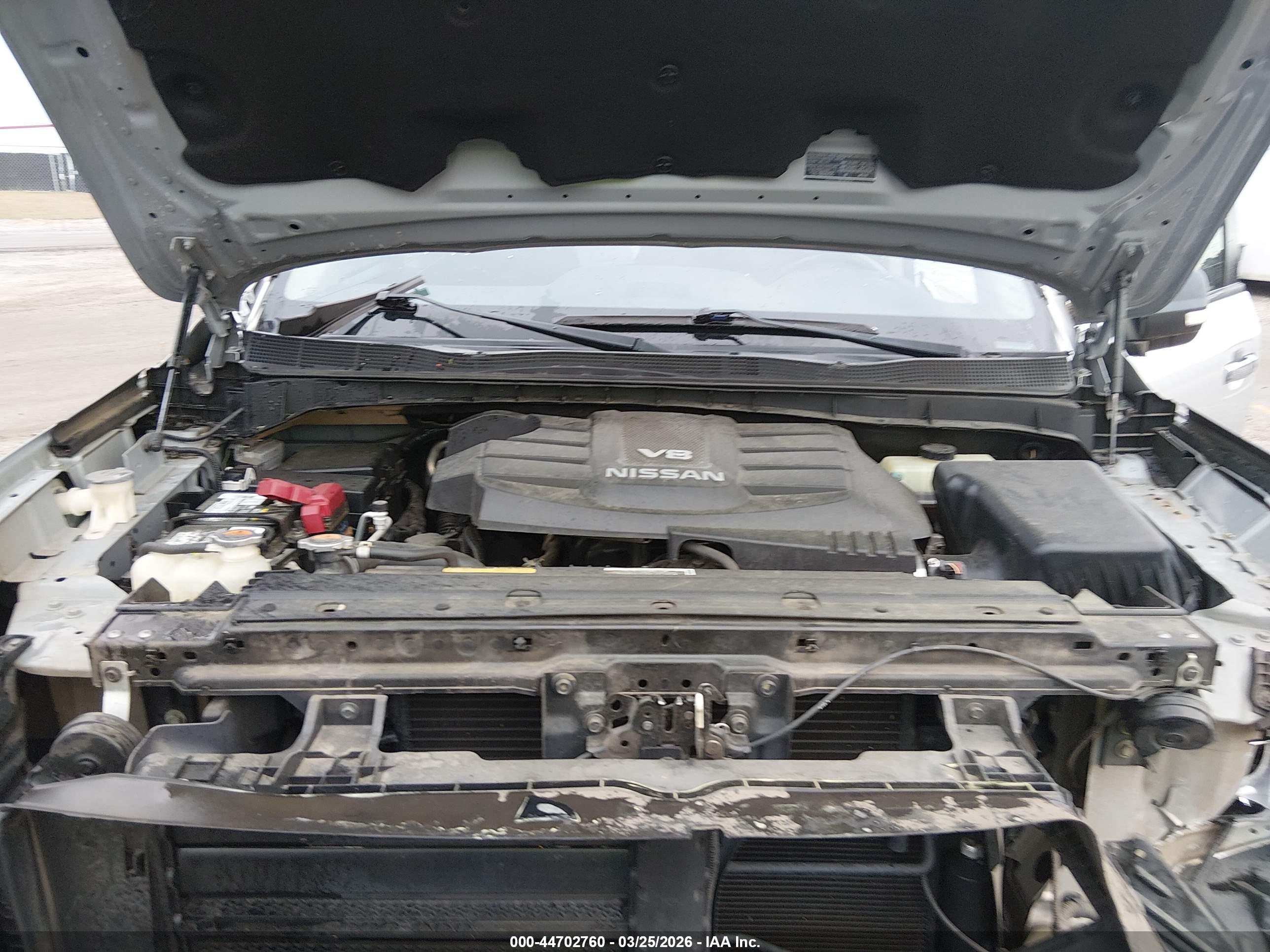 NISSAN TITAN image 10