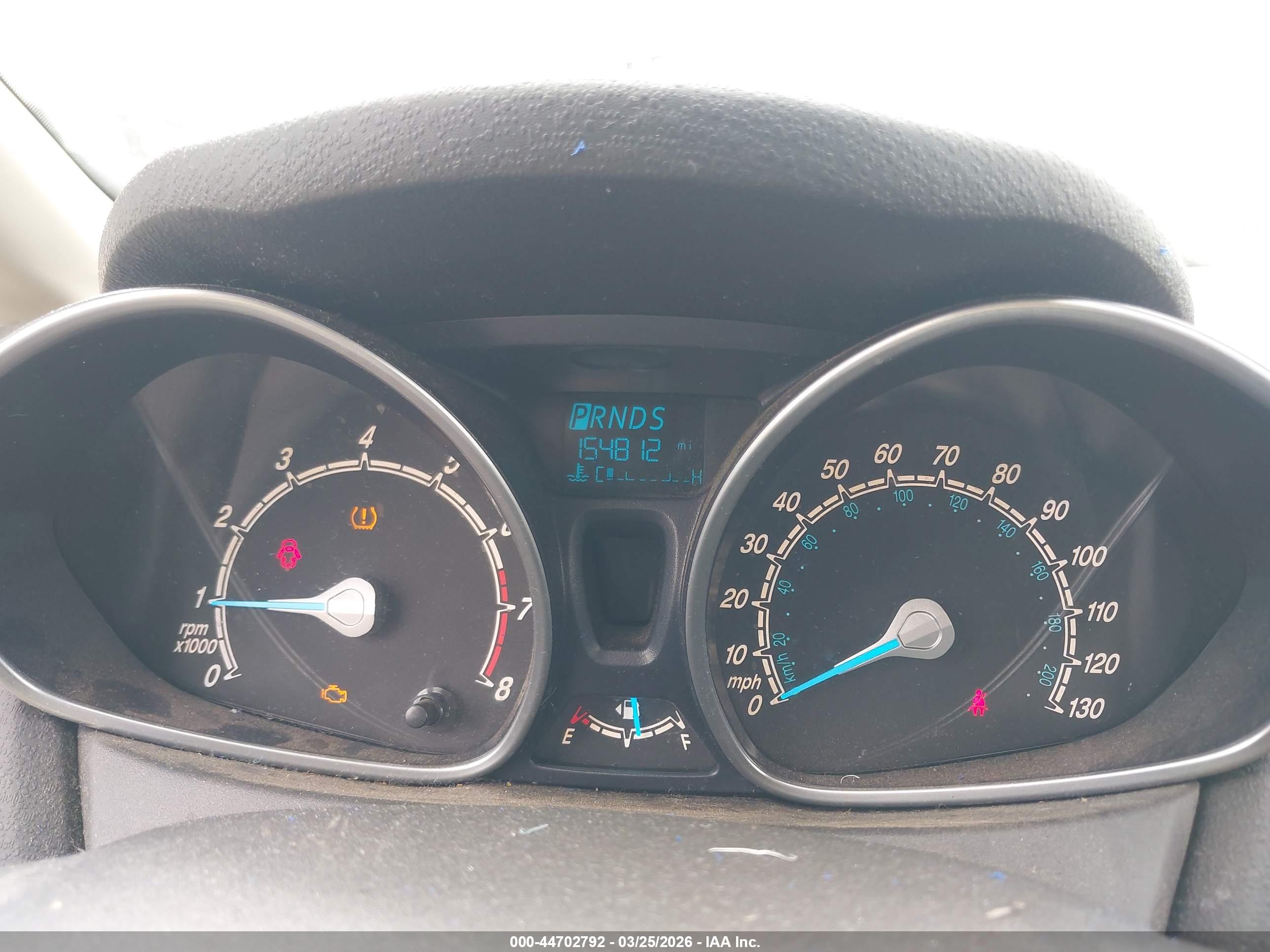 FORD FIESTA image 7