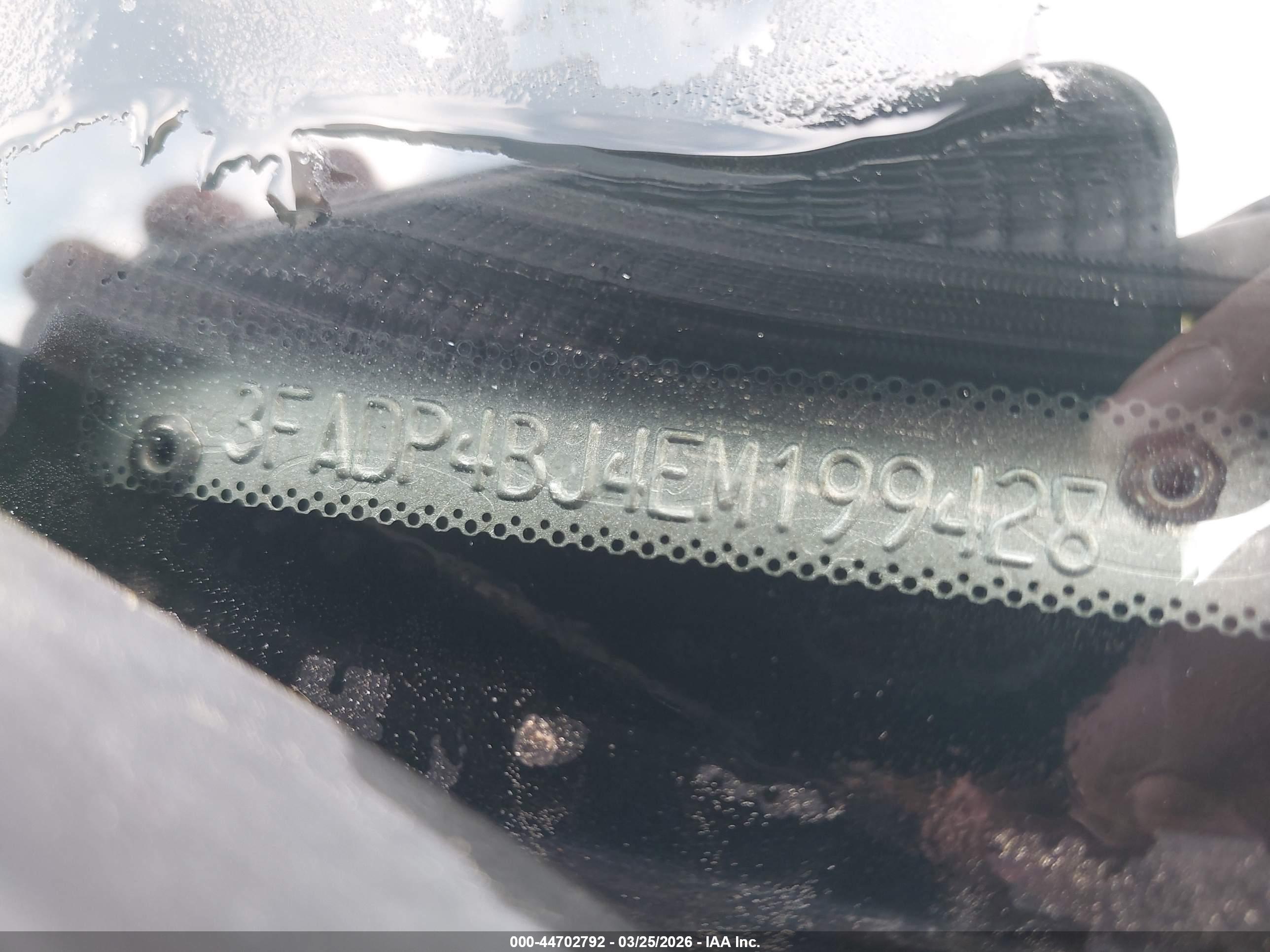 FORD FIESTA image 9