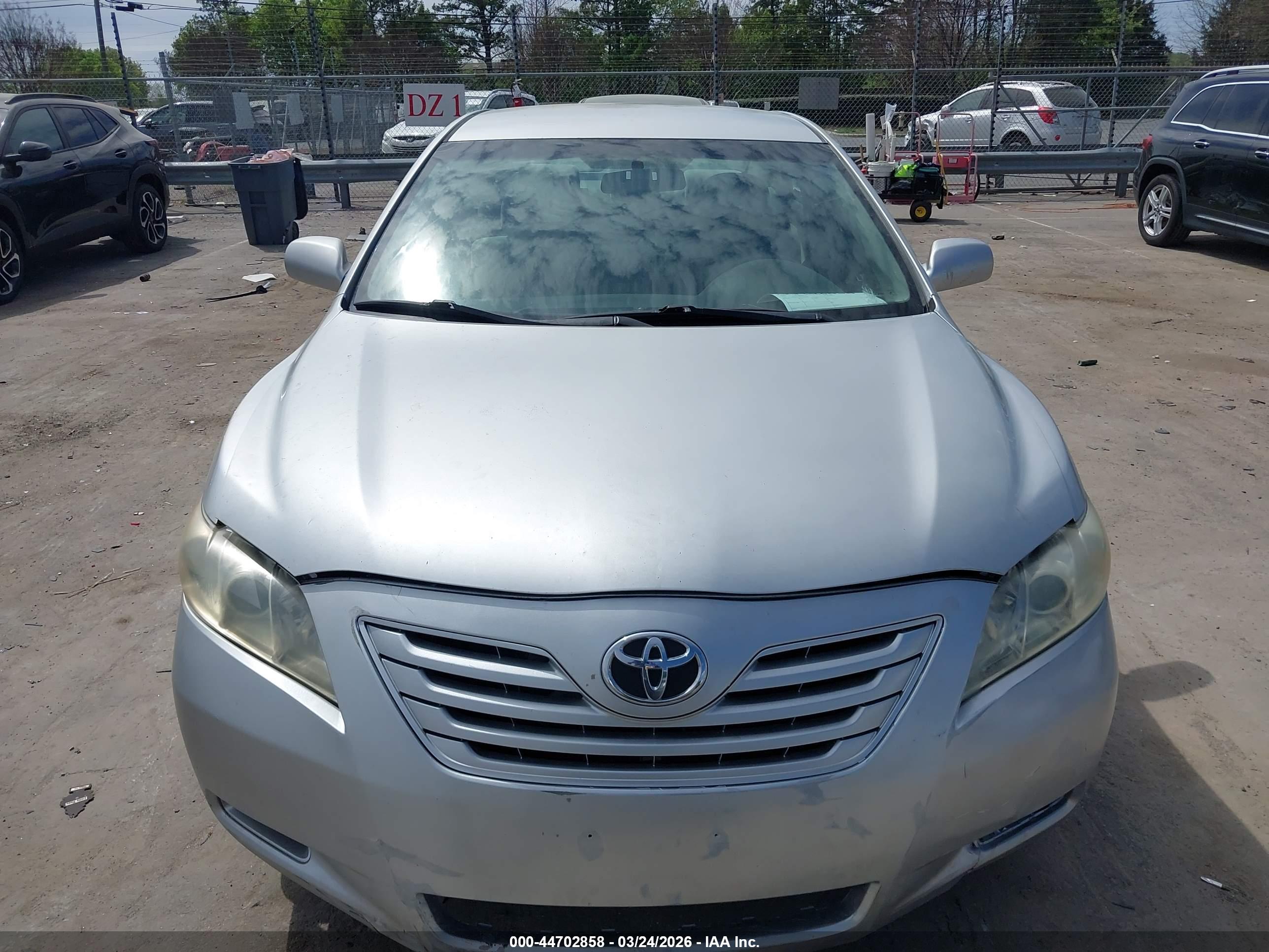 TOYOTA CAMRY image 6