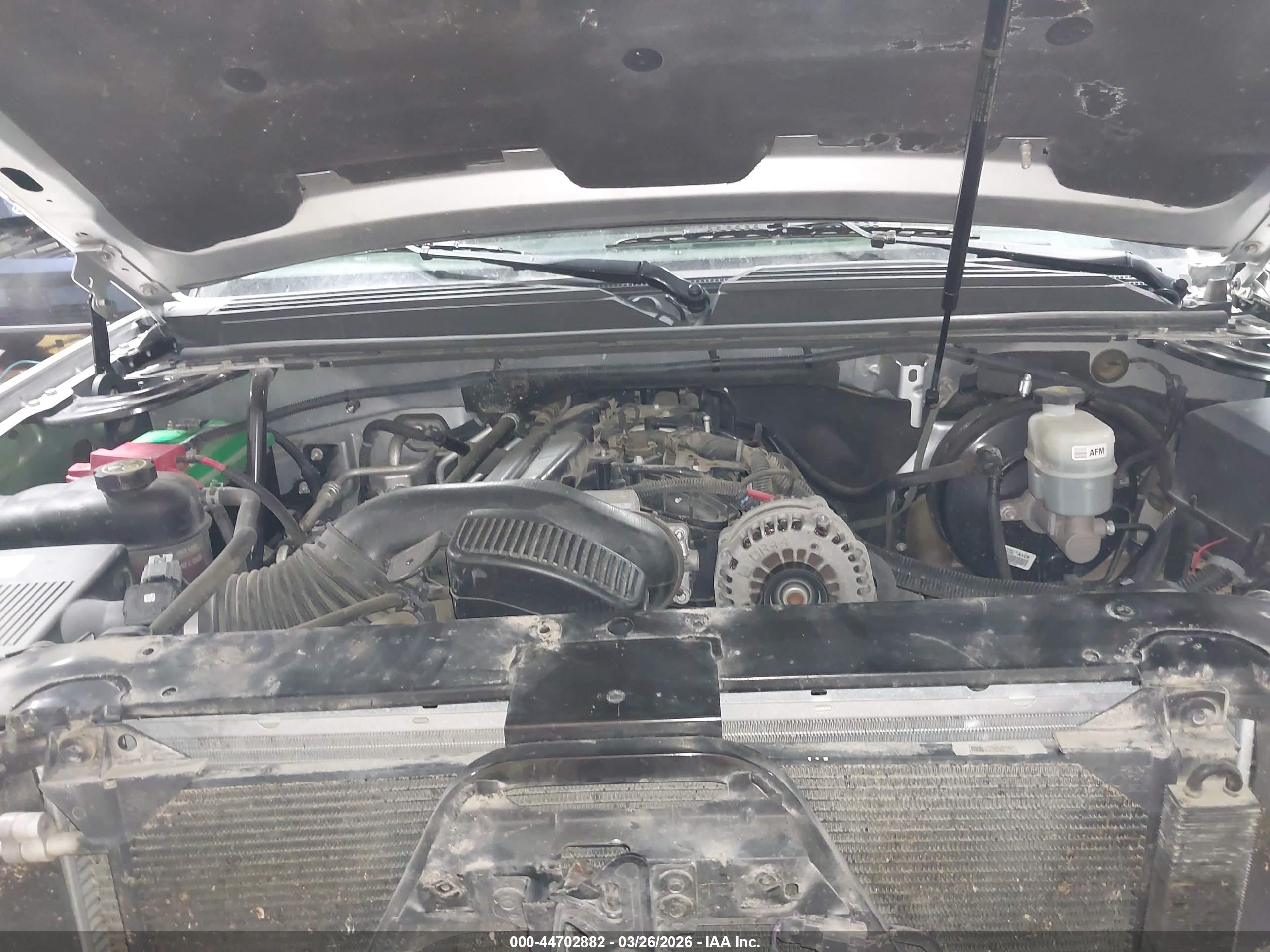 CHEVROLET TAHOE image 10
