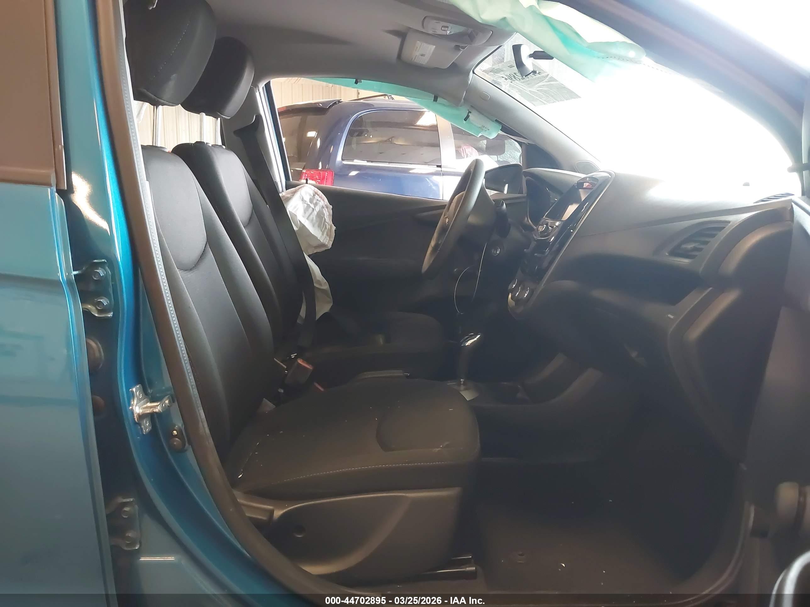CHEVROLET SPARK image 5