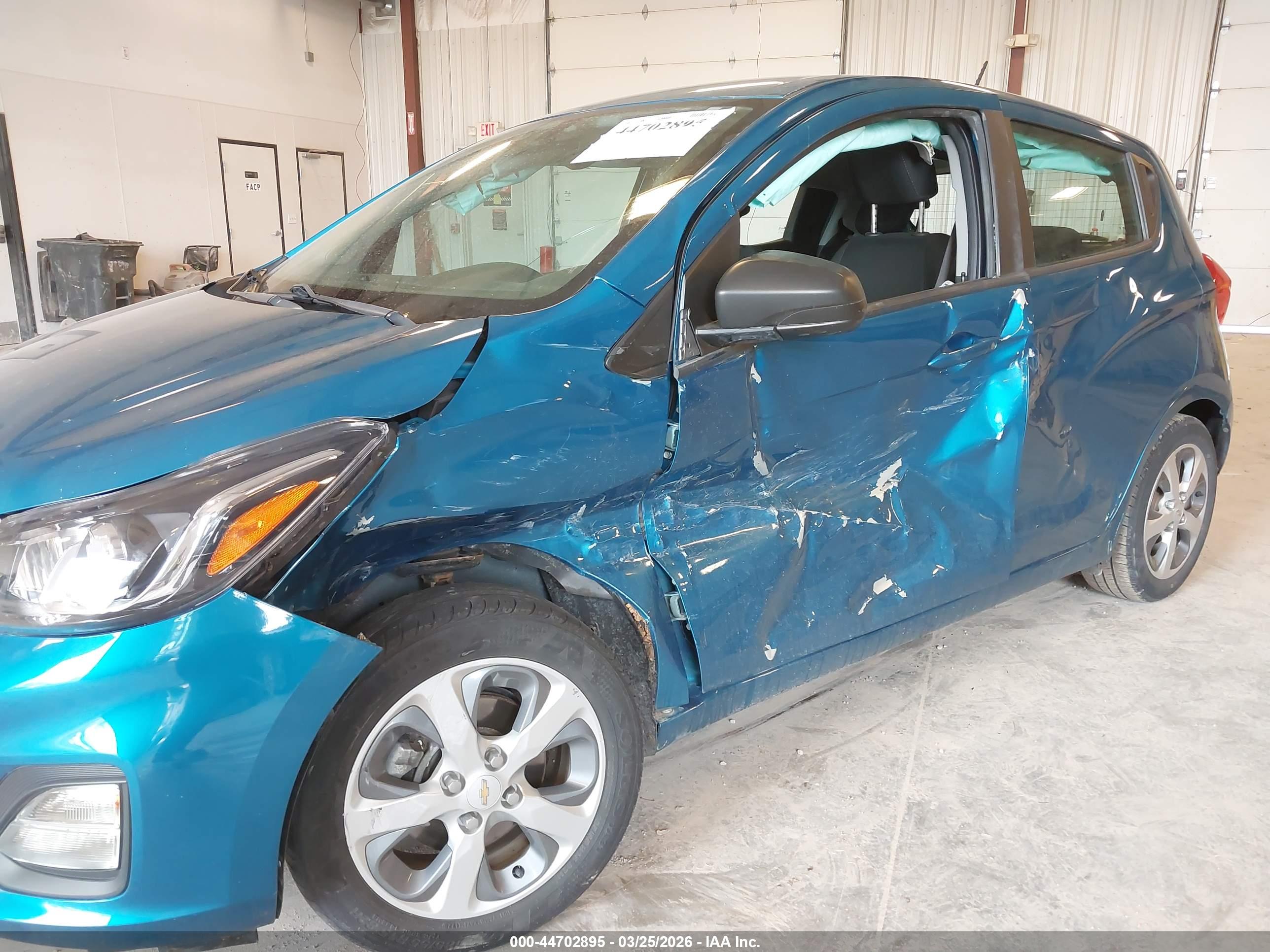 CHEVROLET SPARK image 6