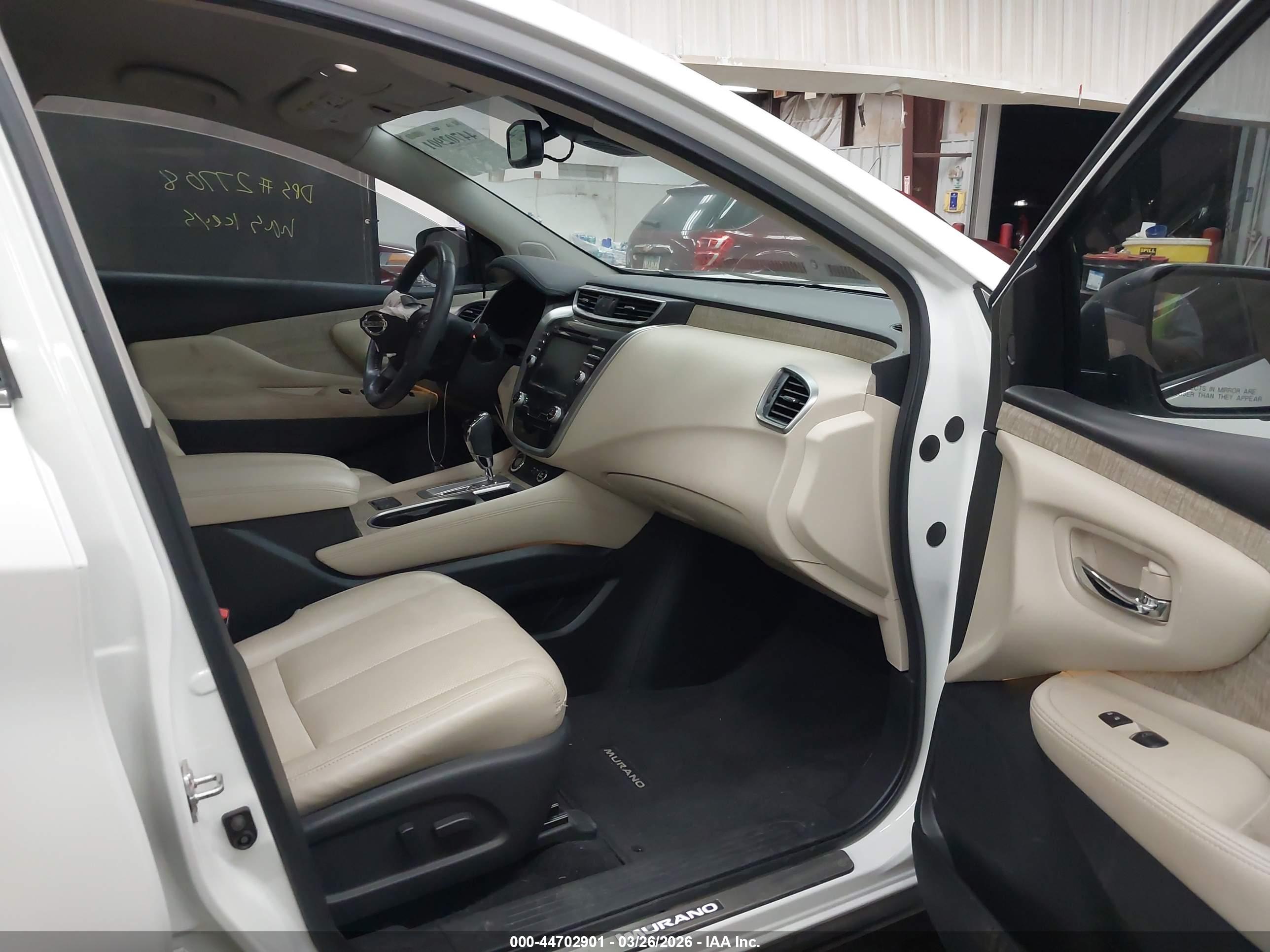 NISSAN MURANO image 5