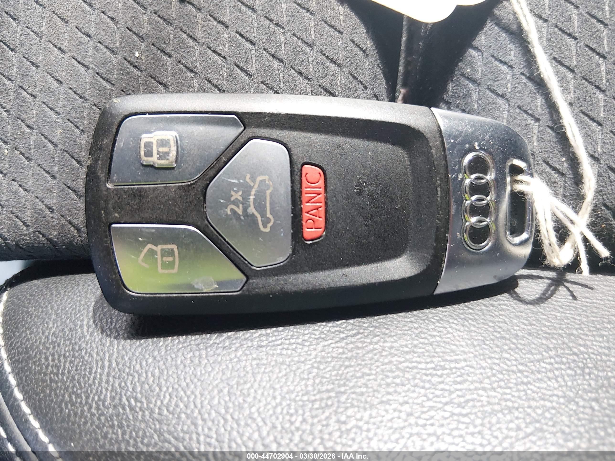 AUDI A4 image 11