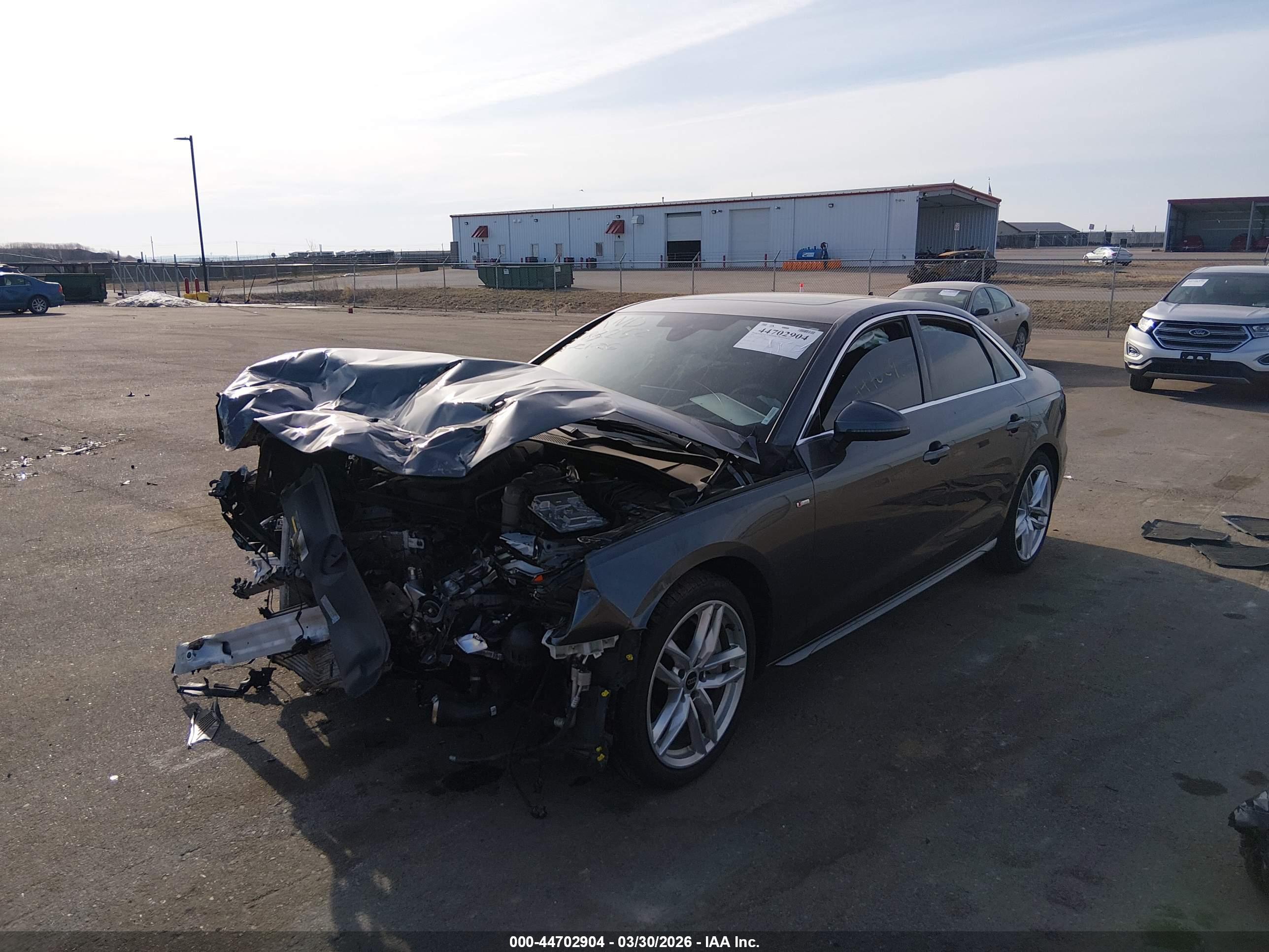 AUDI A4 image 6
