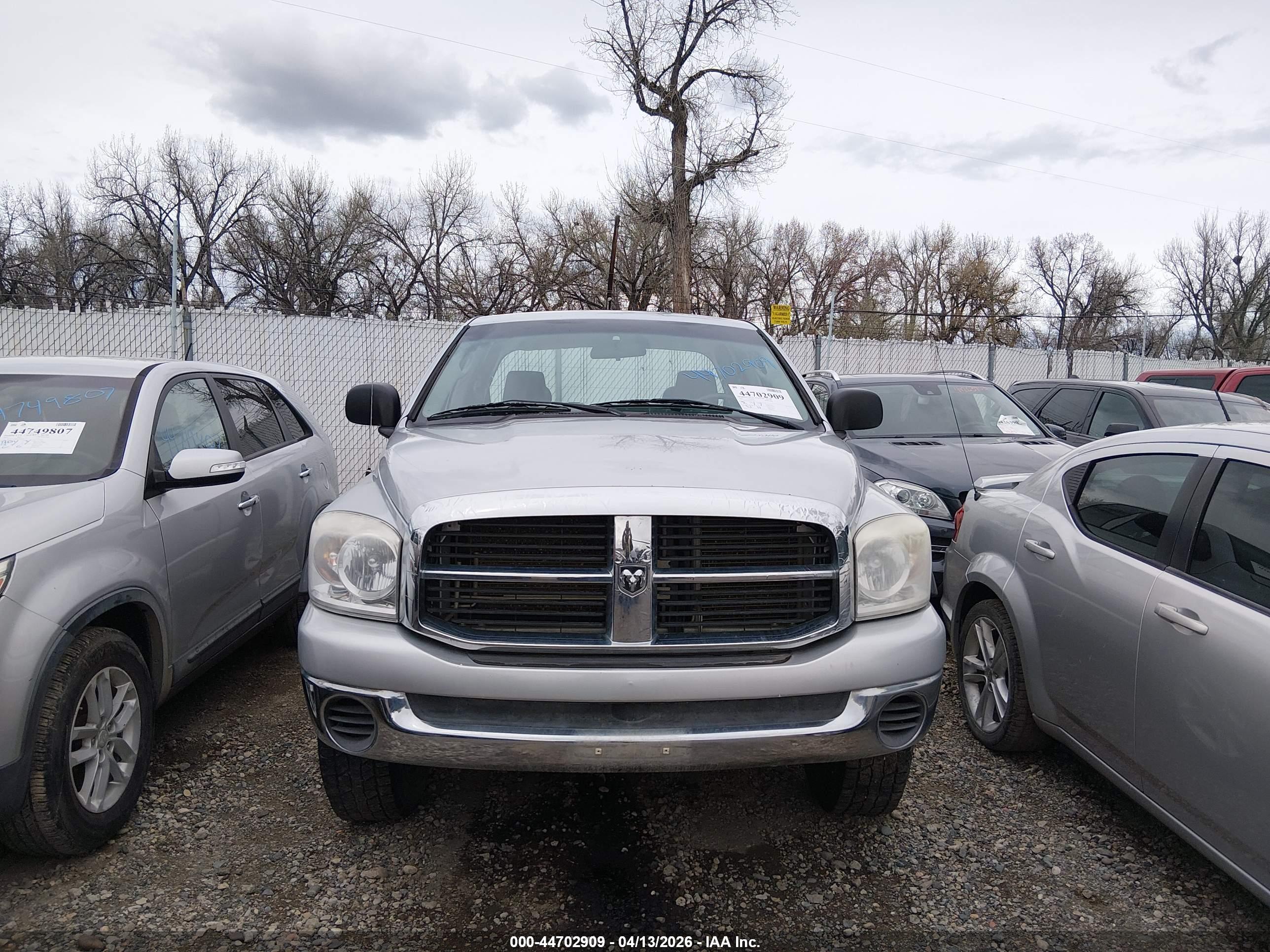 DODGE RAM image 6