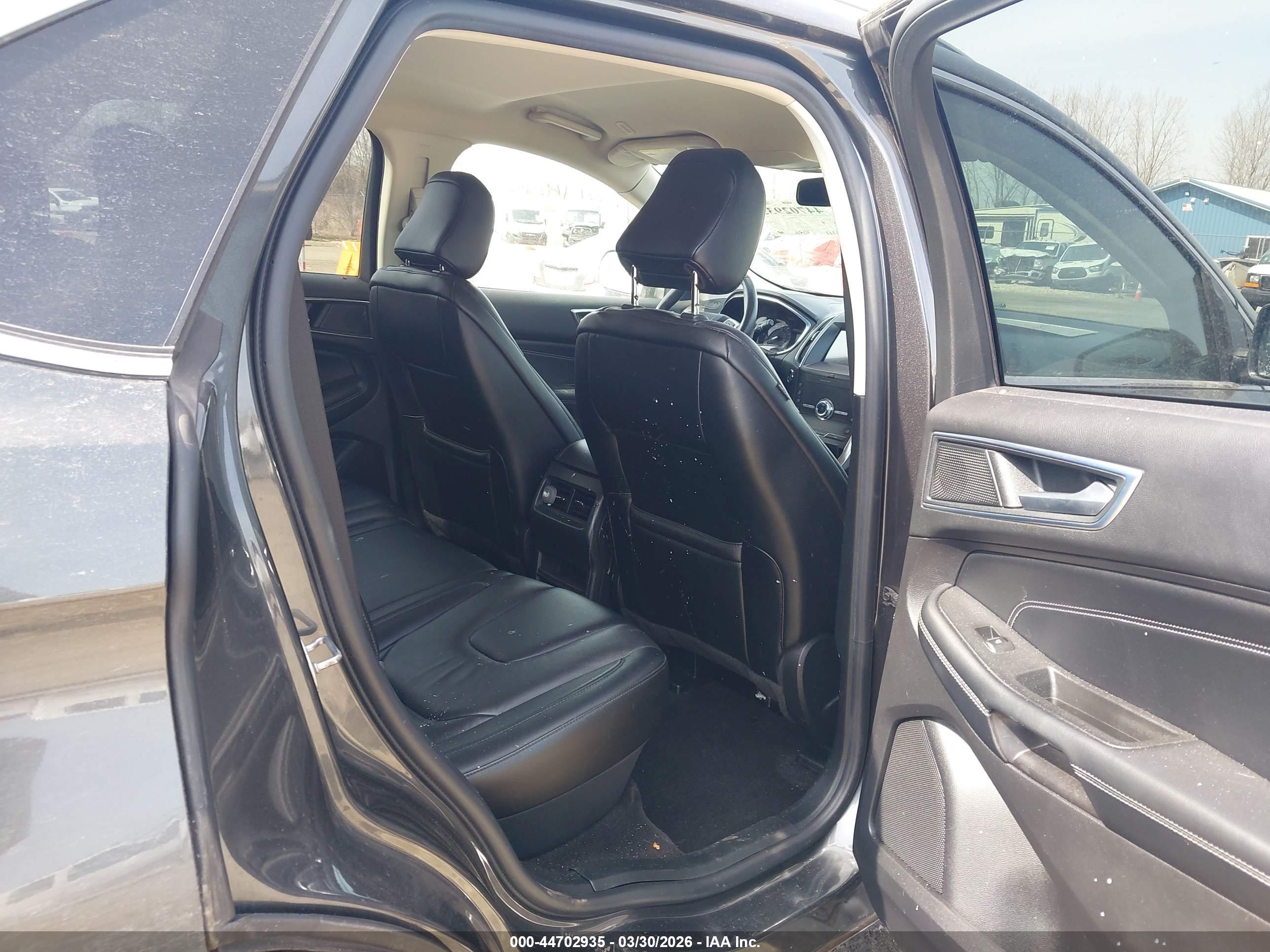 FORD EDGE image 8