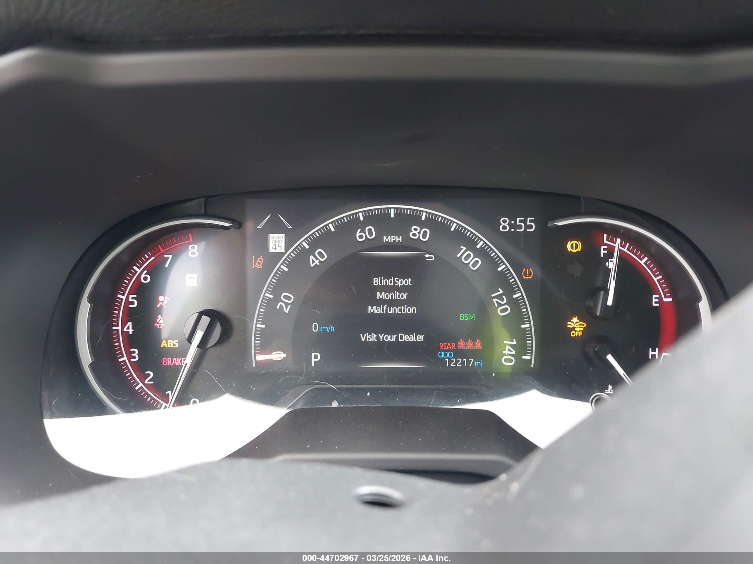 TOYOTA RAV4 image 7