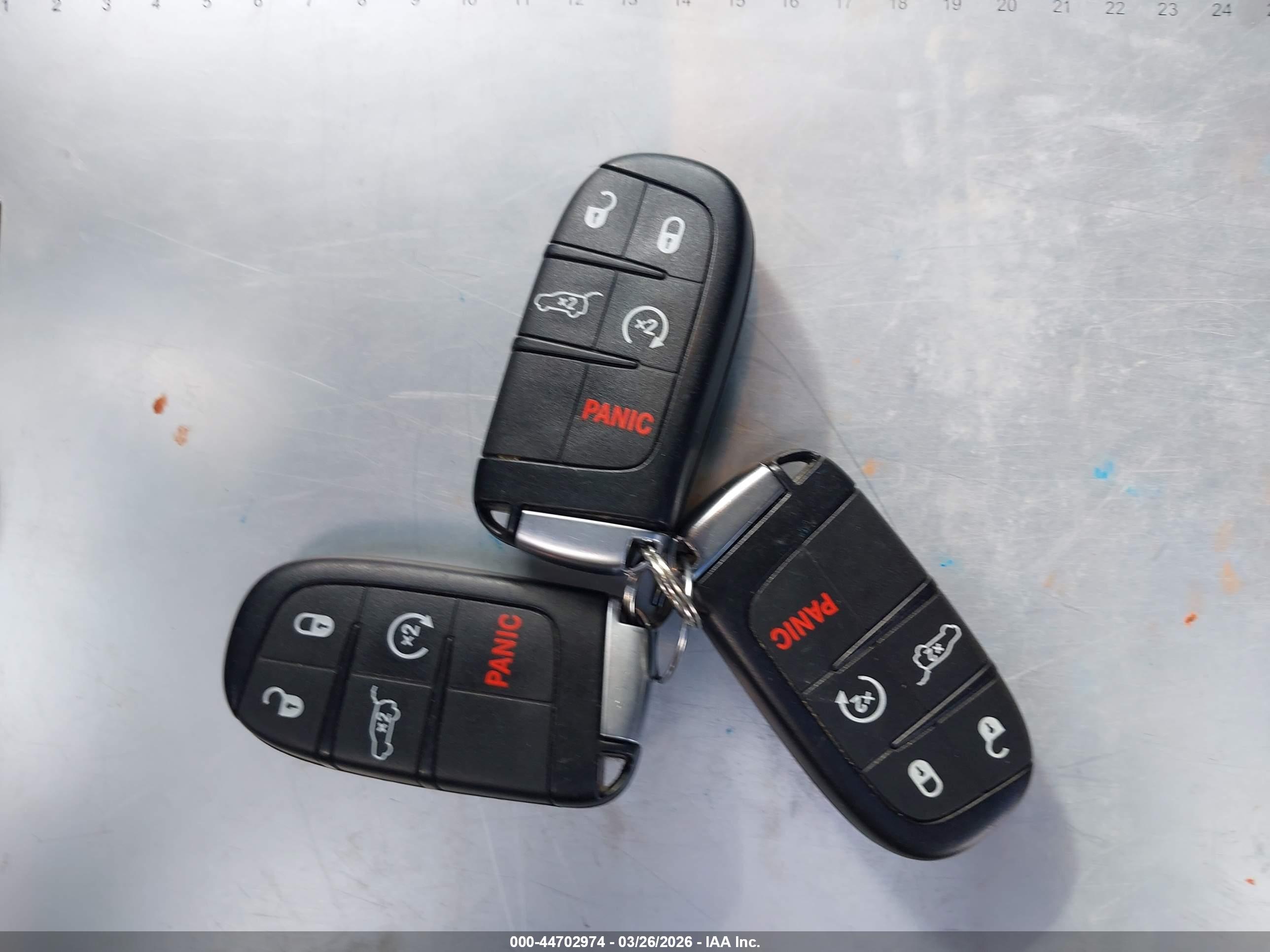 JEEP GRAND image 11