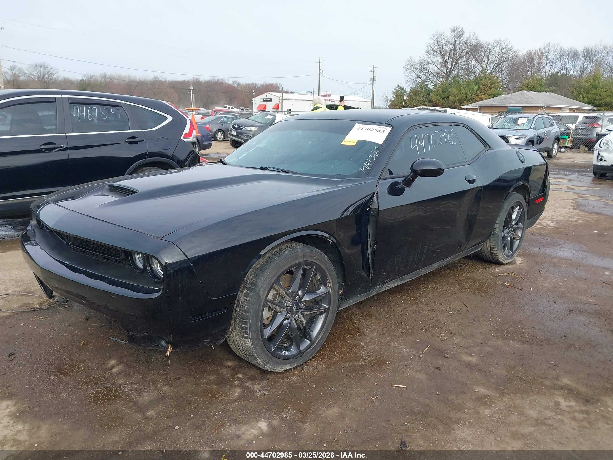 DODGE CHALLENGER image 2