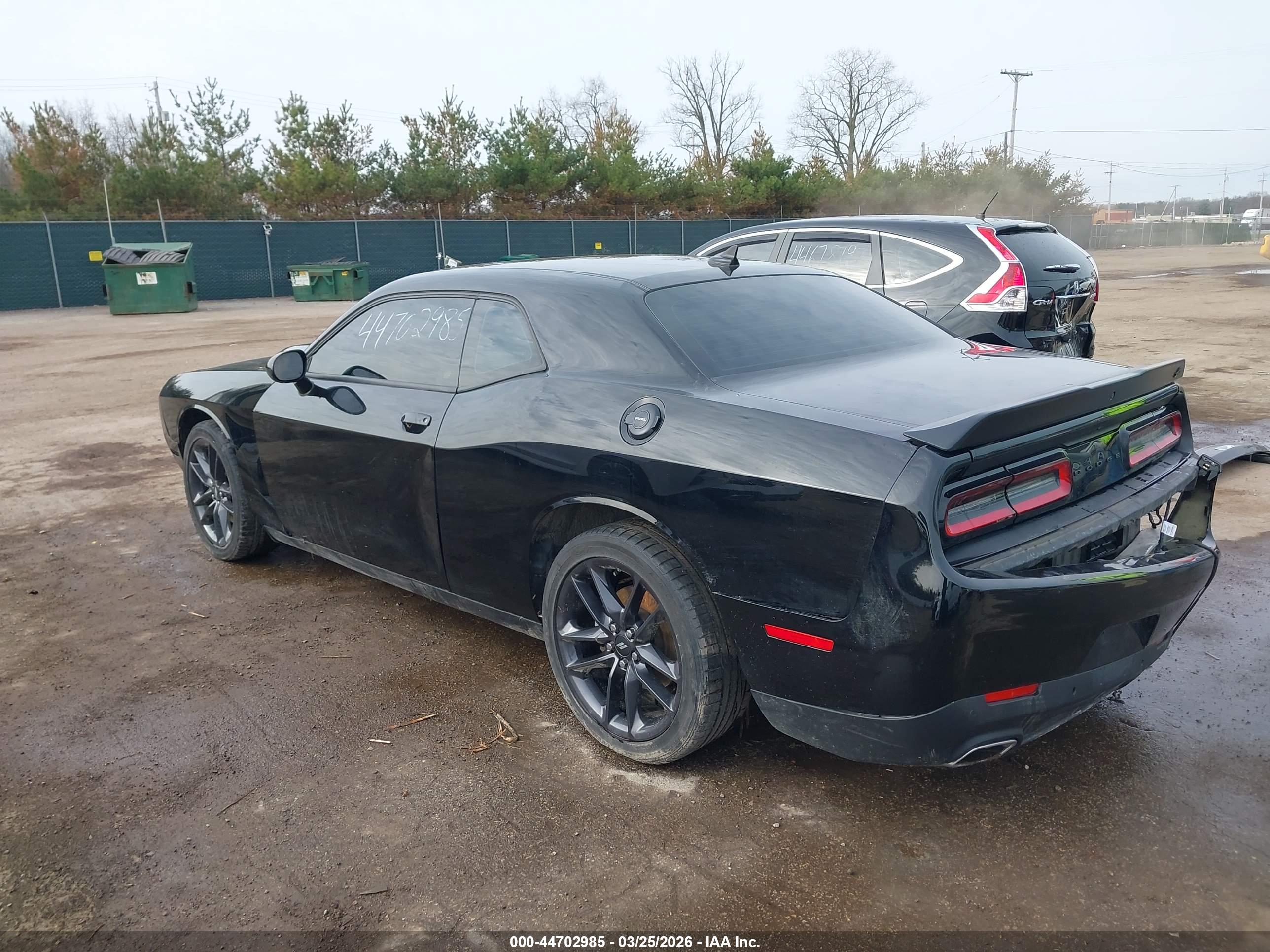 DODGE CHALLENGER image 3