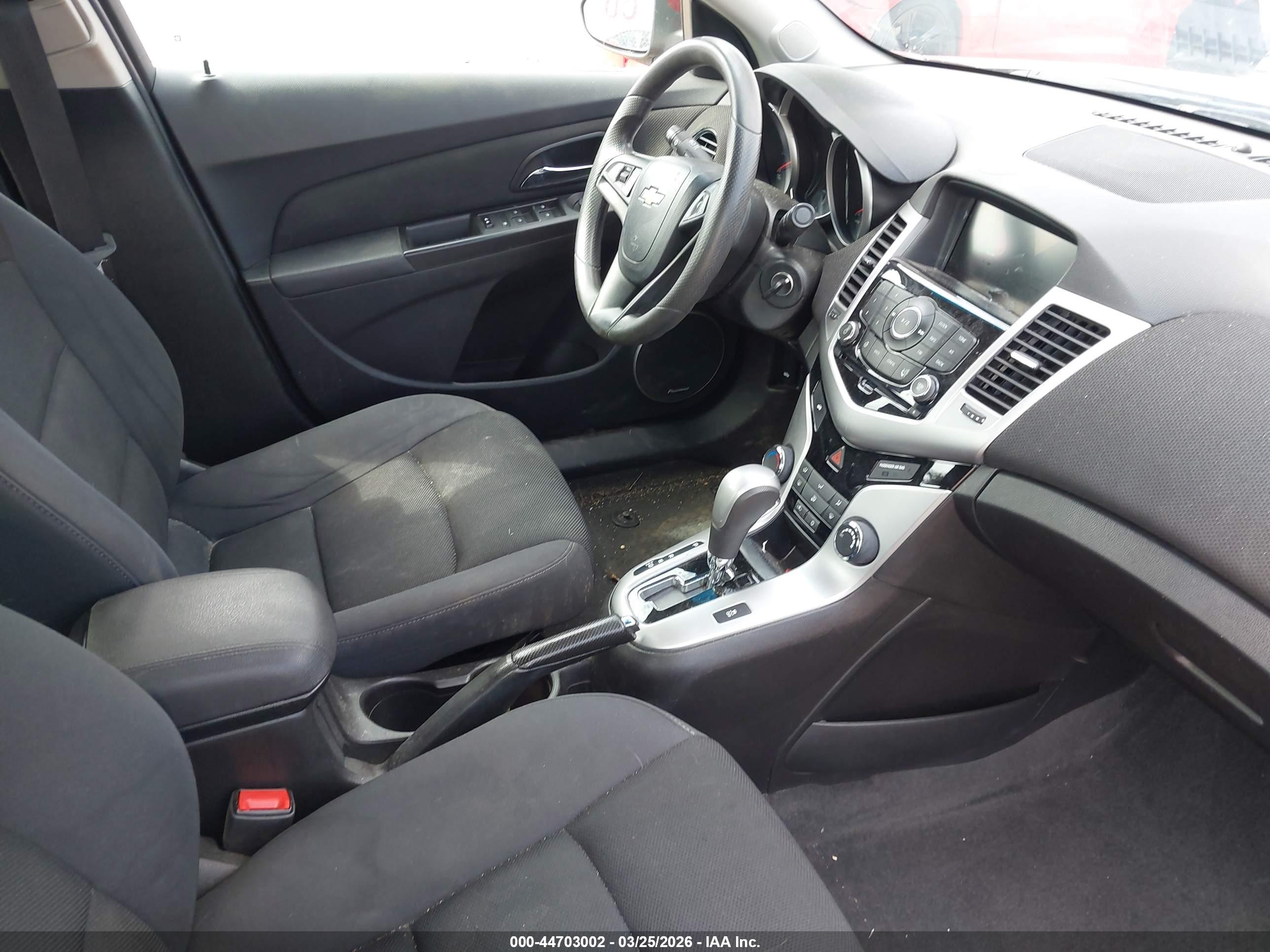 CHEVROLET CRUZE image 5