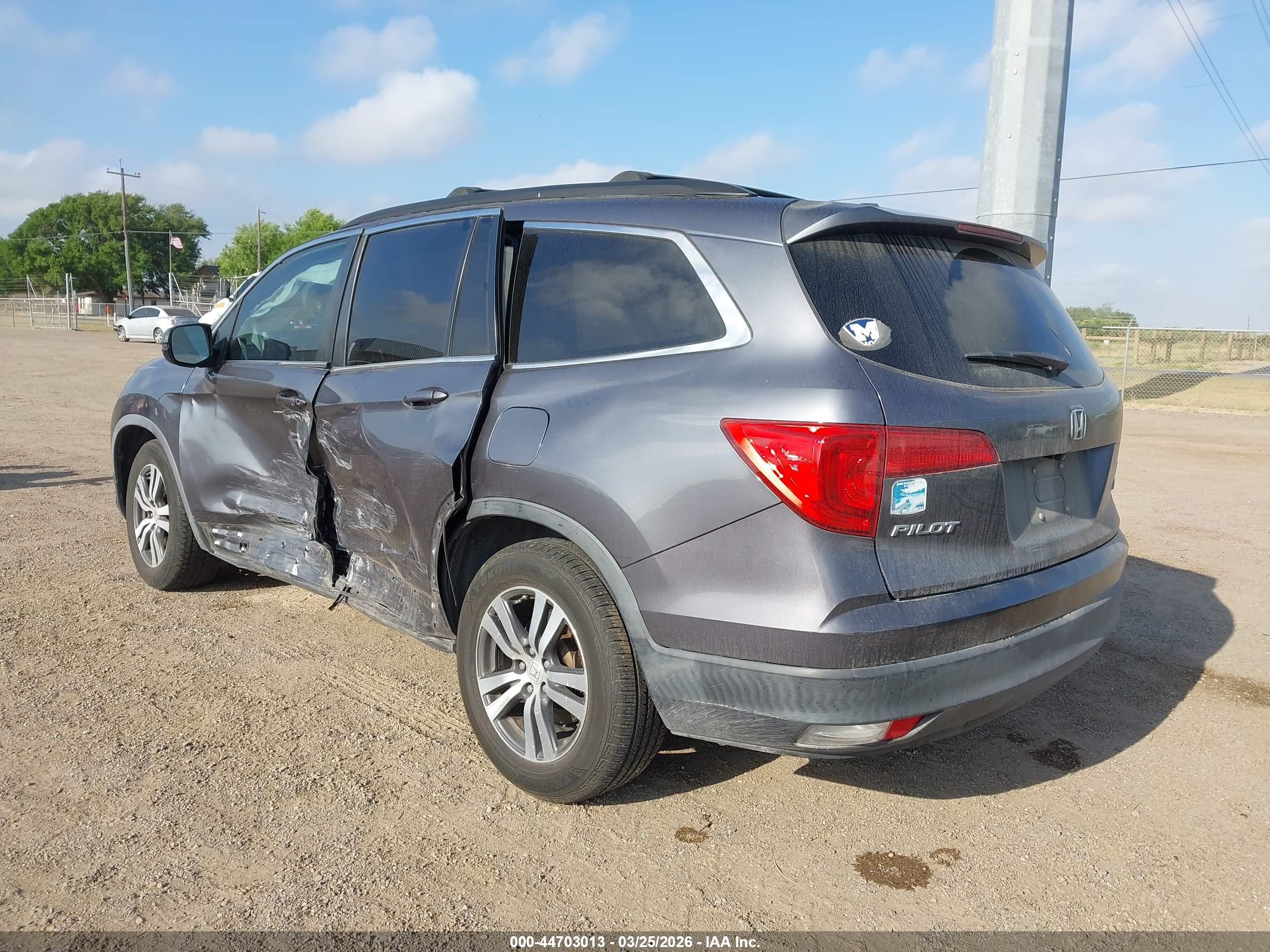 HONDA PILOT image 3