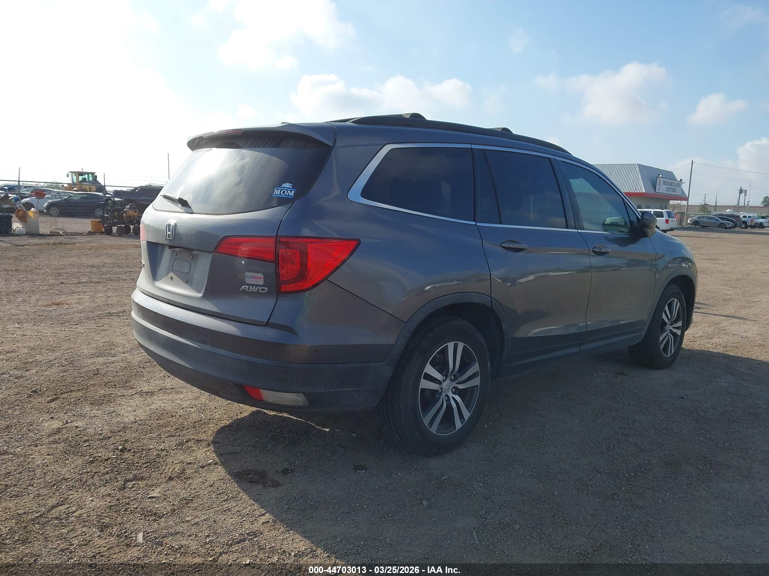 HONDA PILOT image 4