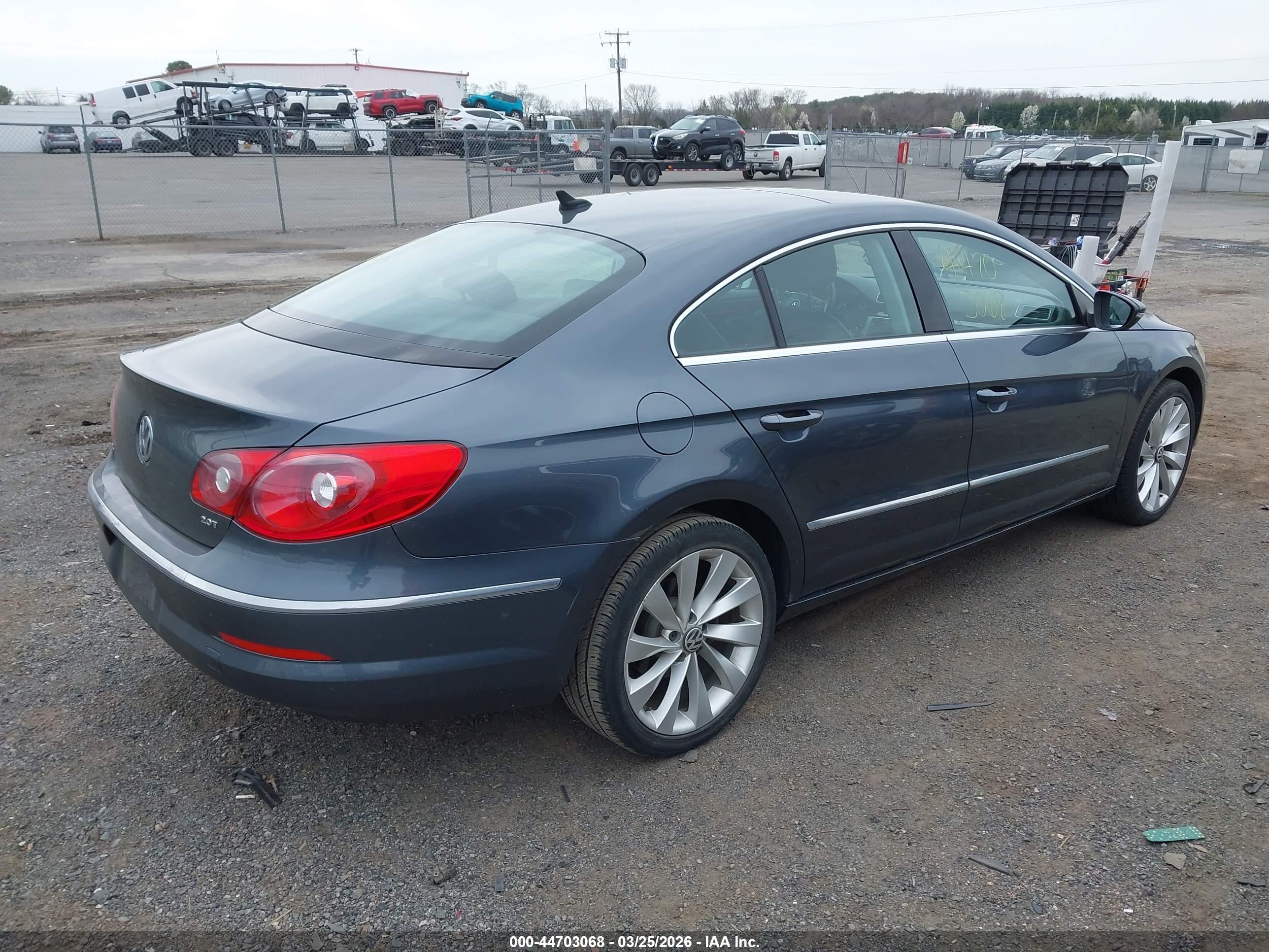 VOLKSWAGEN CC image 4