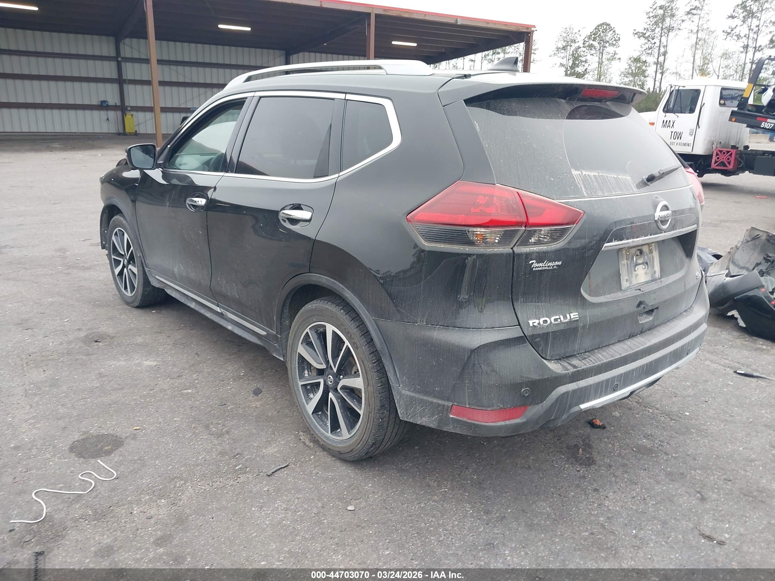 NISSAN ROGUE image 3