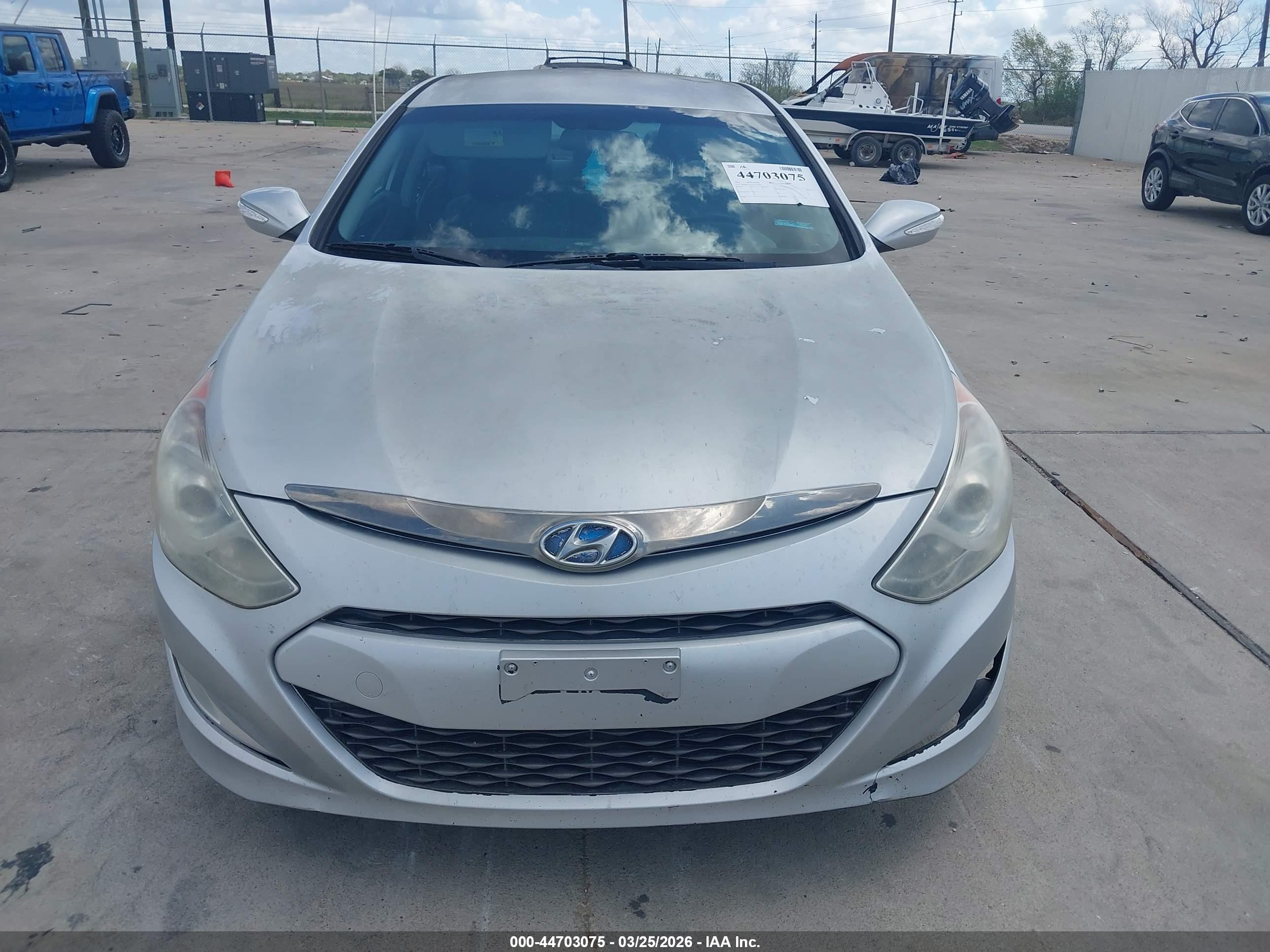 HYUNDAI SONATA image 6