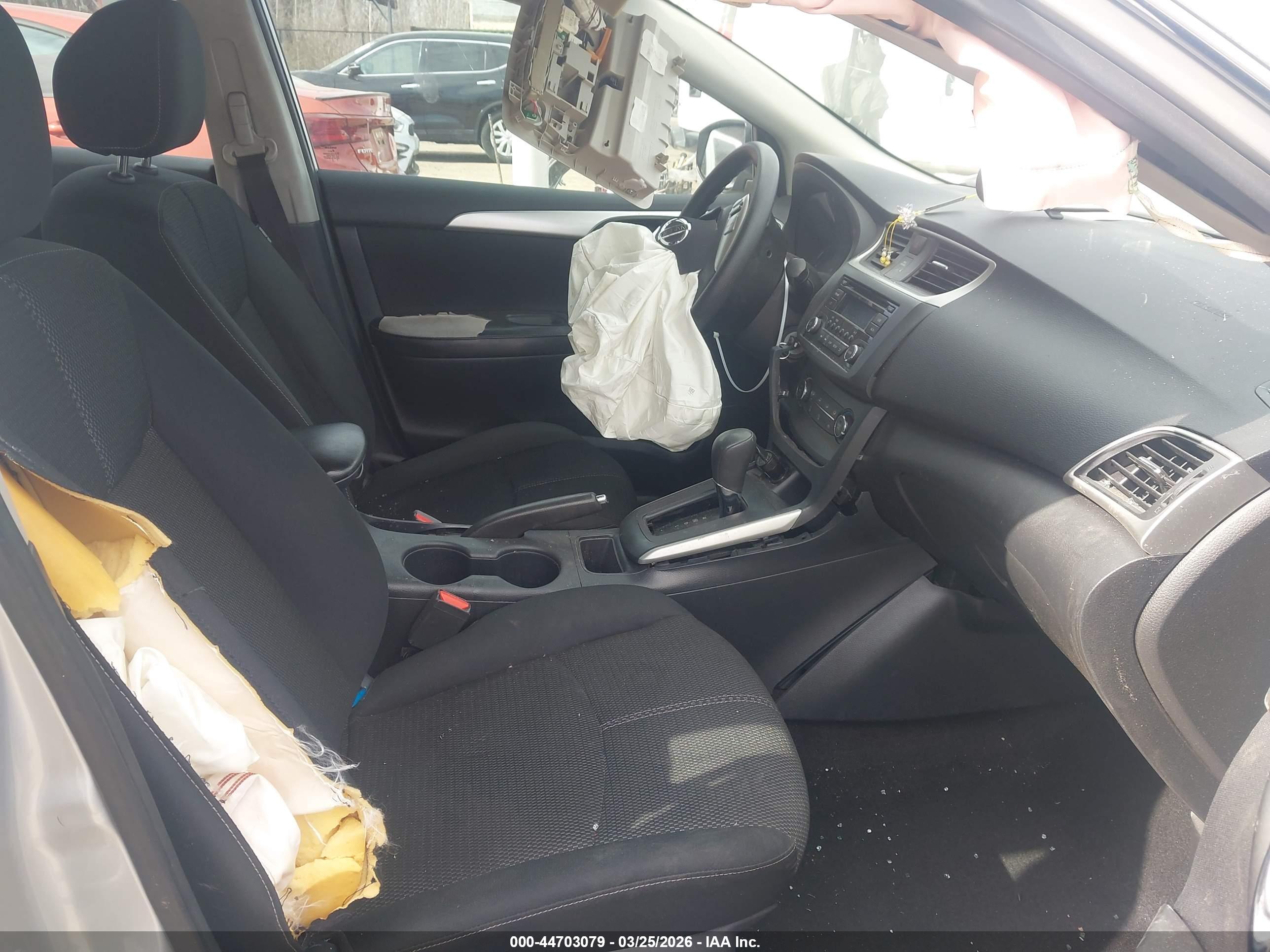 NISSAN SENTRA image 5