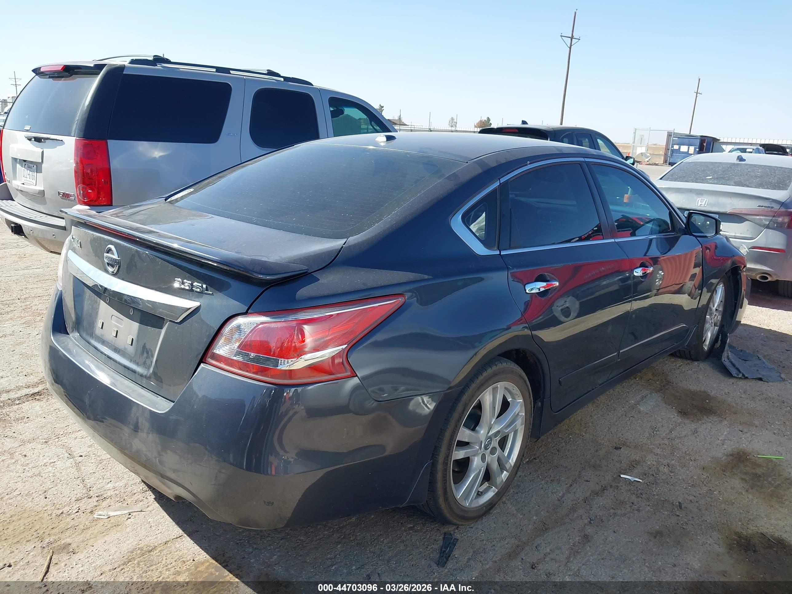 NISSAN ALTIMA image 4