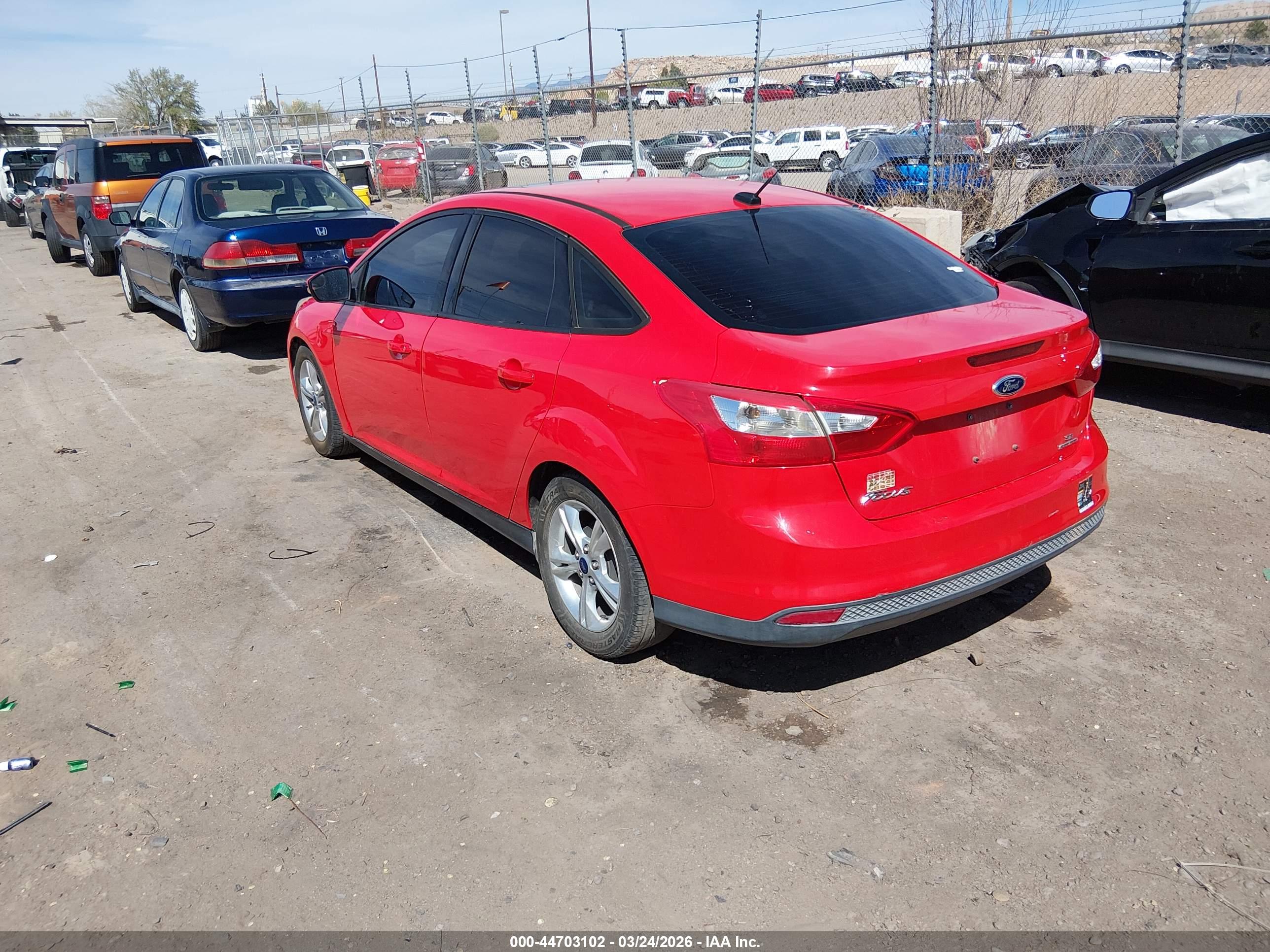 FORD FOCUS image 3