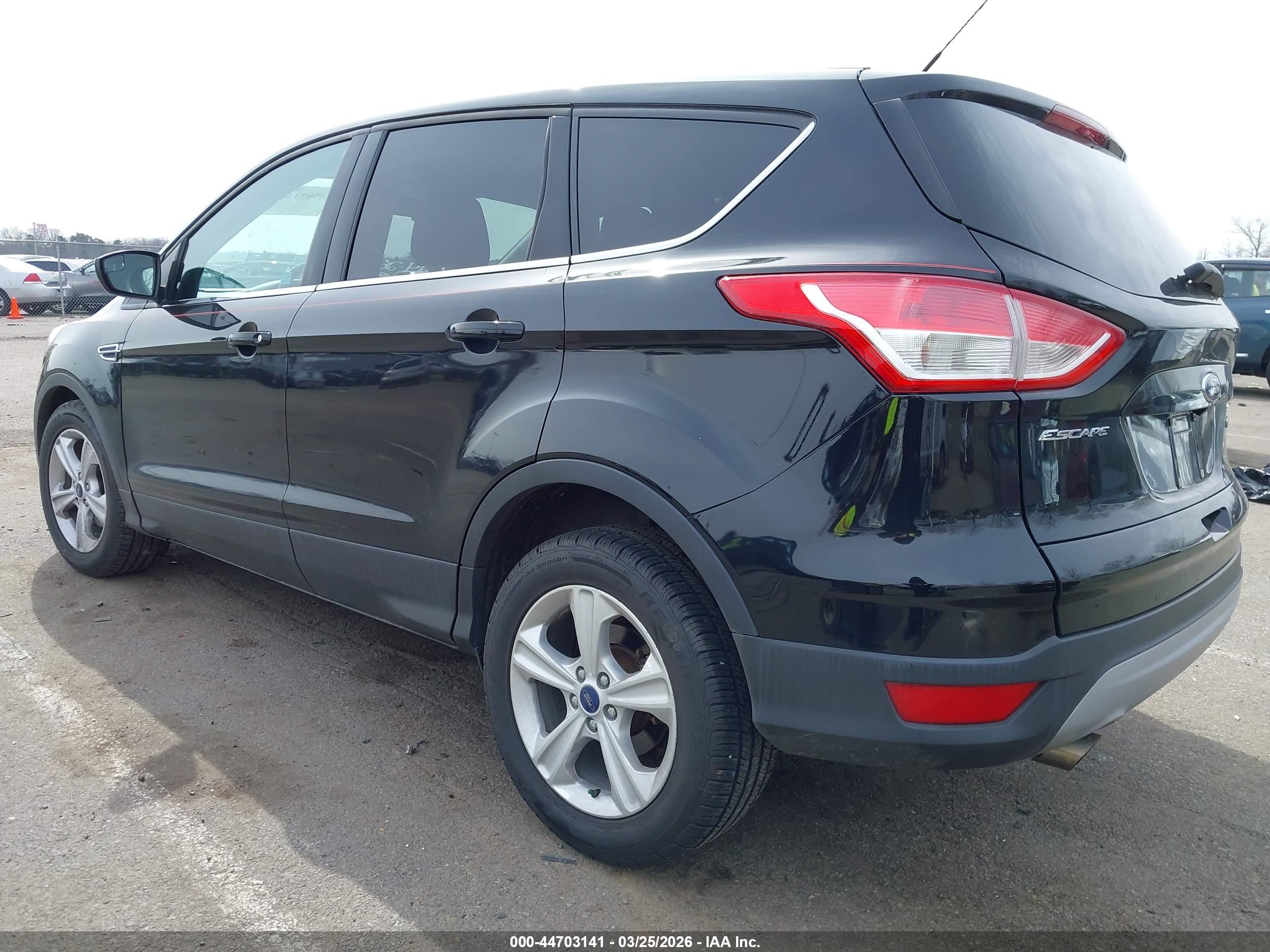 FORD ESCAPE image 3